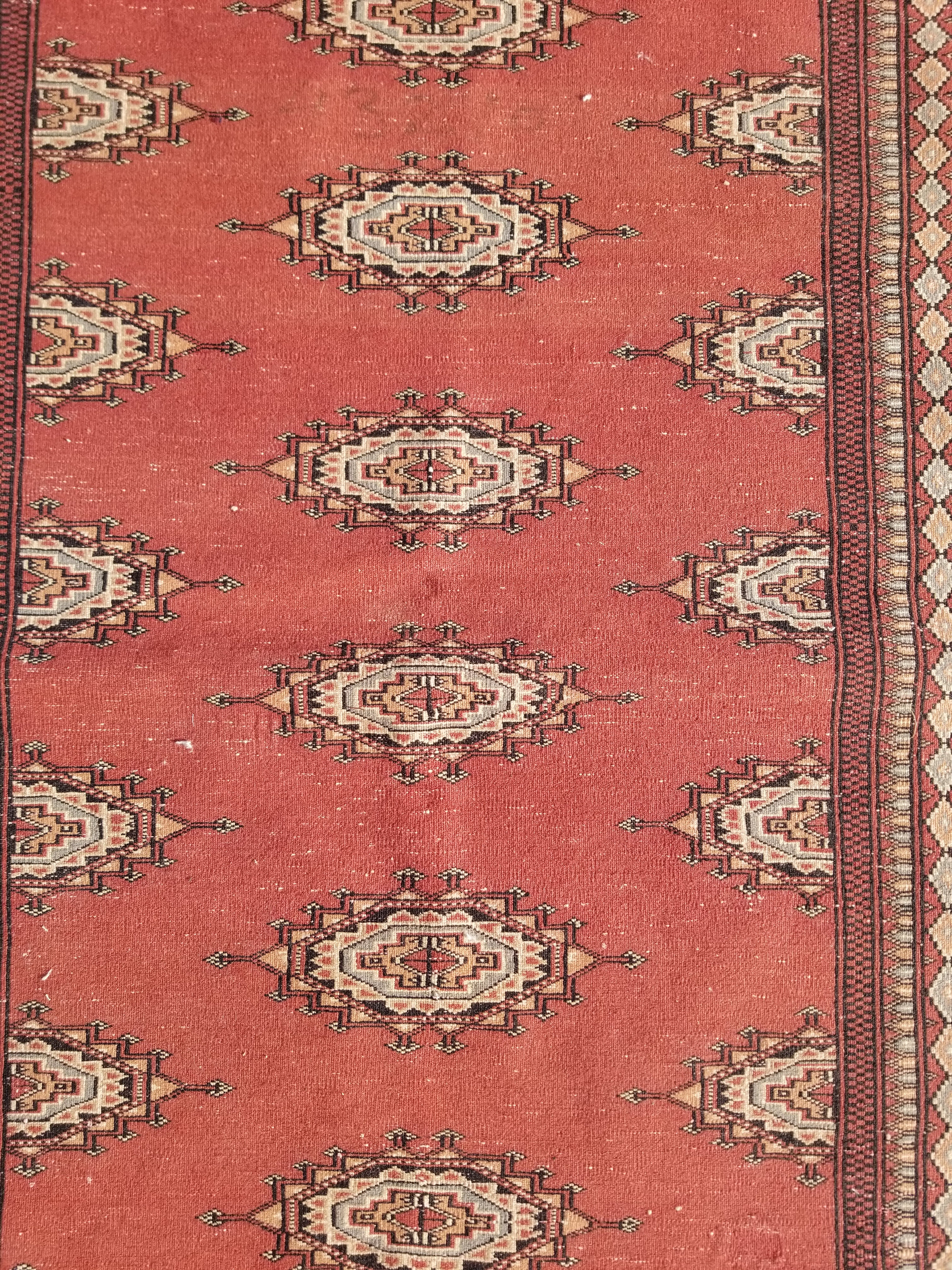 Vintage Traditional Handmade Pakistani Bokhara Oriental Style Wool Rug 119x78cm