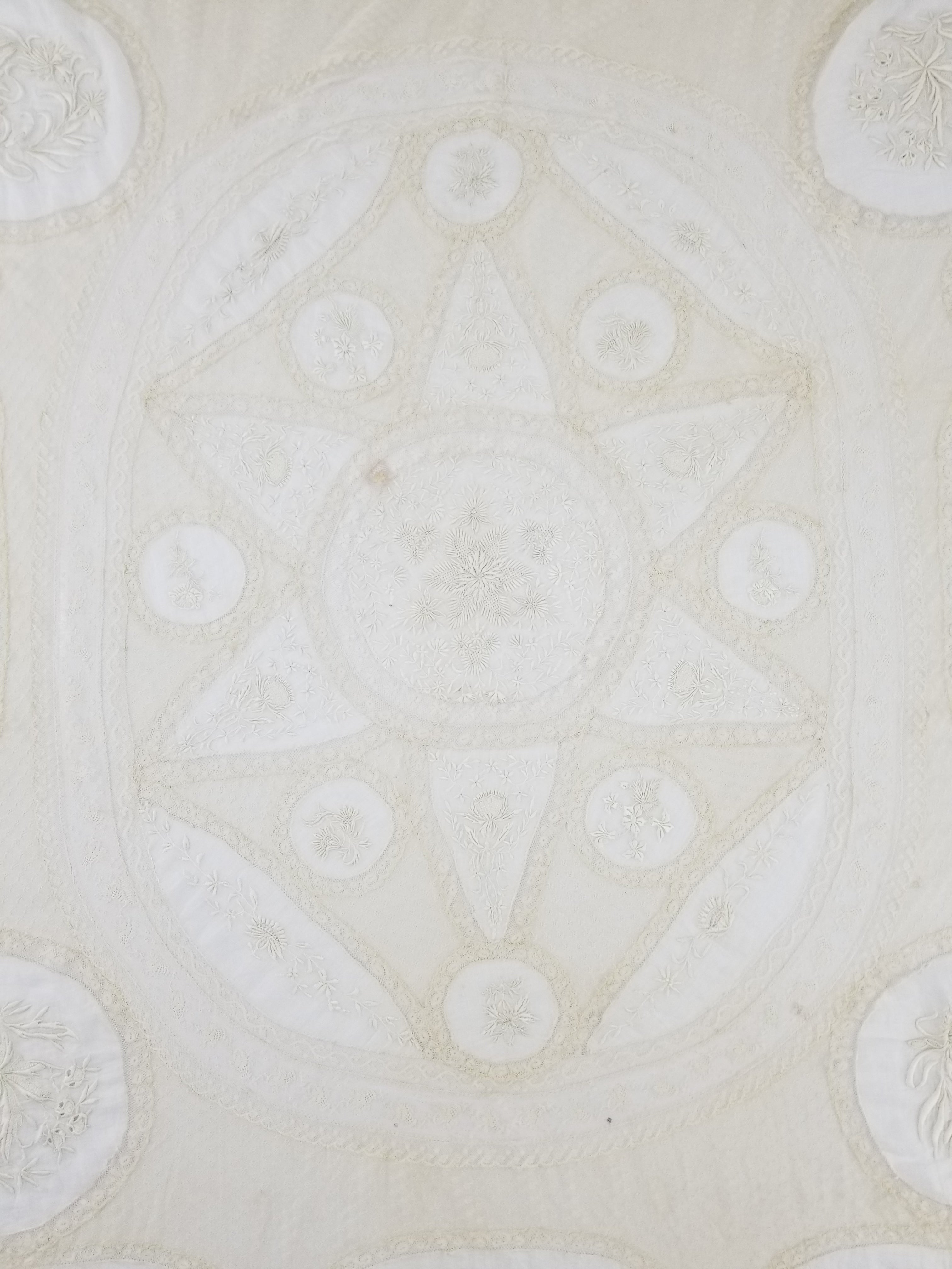 Antique White Hand Embroidered Lace Bedspread 237x208cm