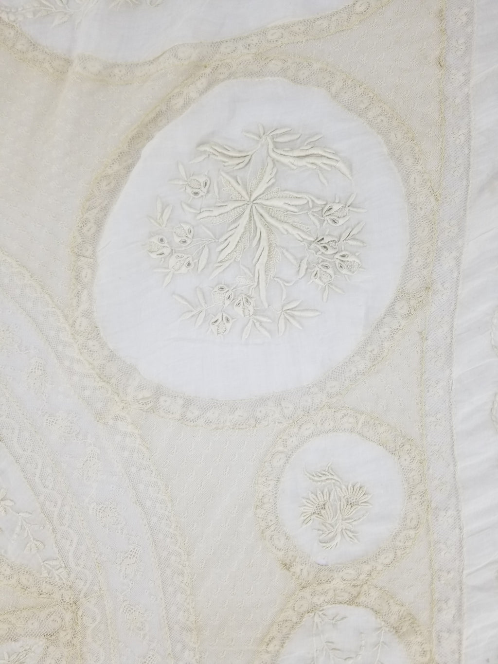 Antique White Hand Embroidered Lace Bedspread 237x208cm