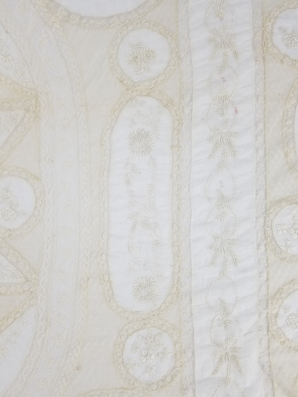 Antique White Hand Embroidered Lace Bedspread 237x208cm