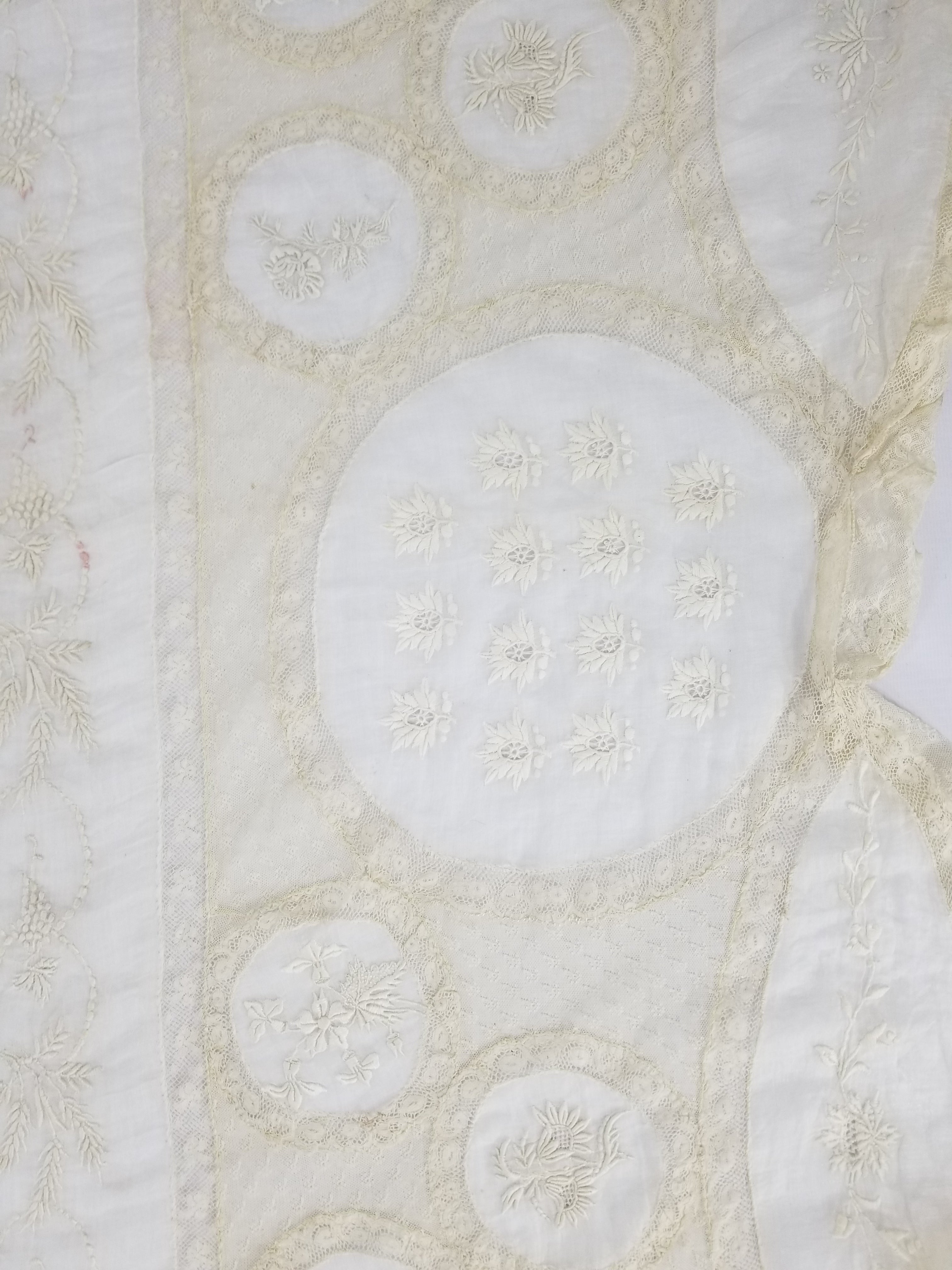 Antique White Hand Embroidered Lace Bedspread 237x208cm