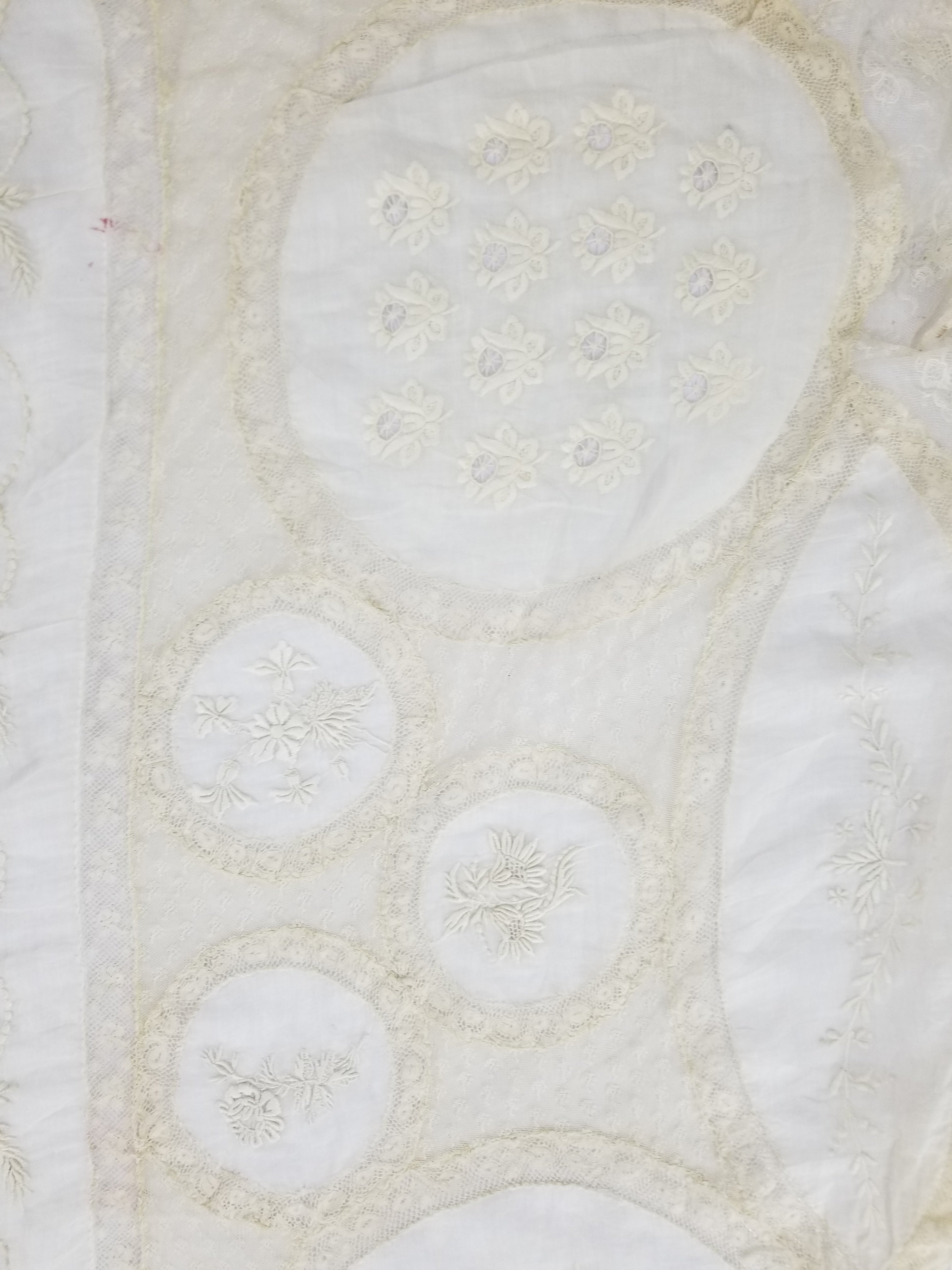 Antique White Hand Embroidered Lace Bedspread 237x208cm