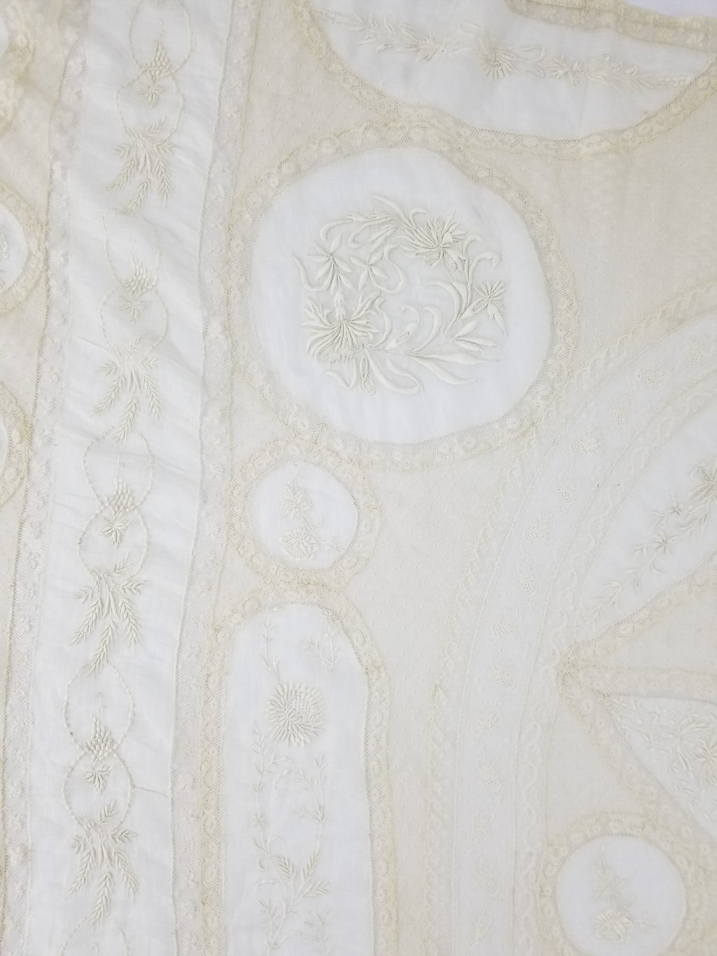 Antique White Hand Embroidered Lace Bedspread 237x208cm