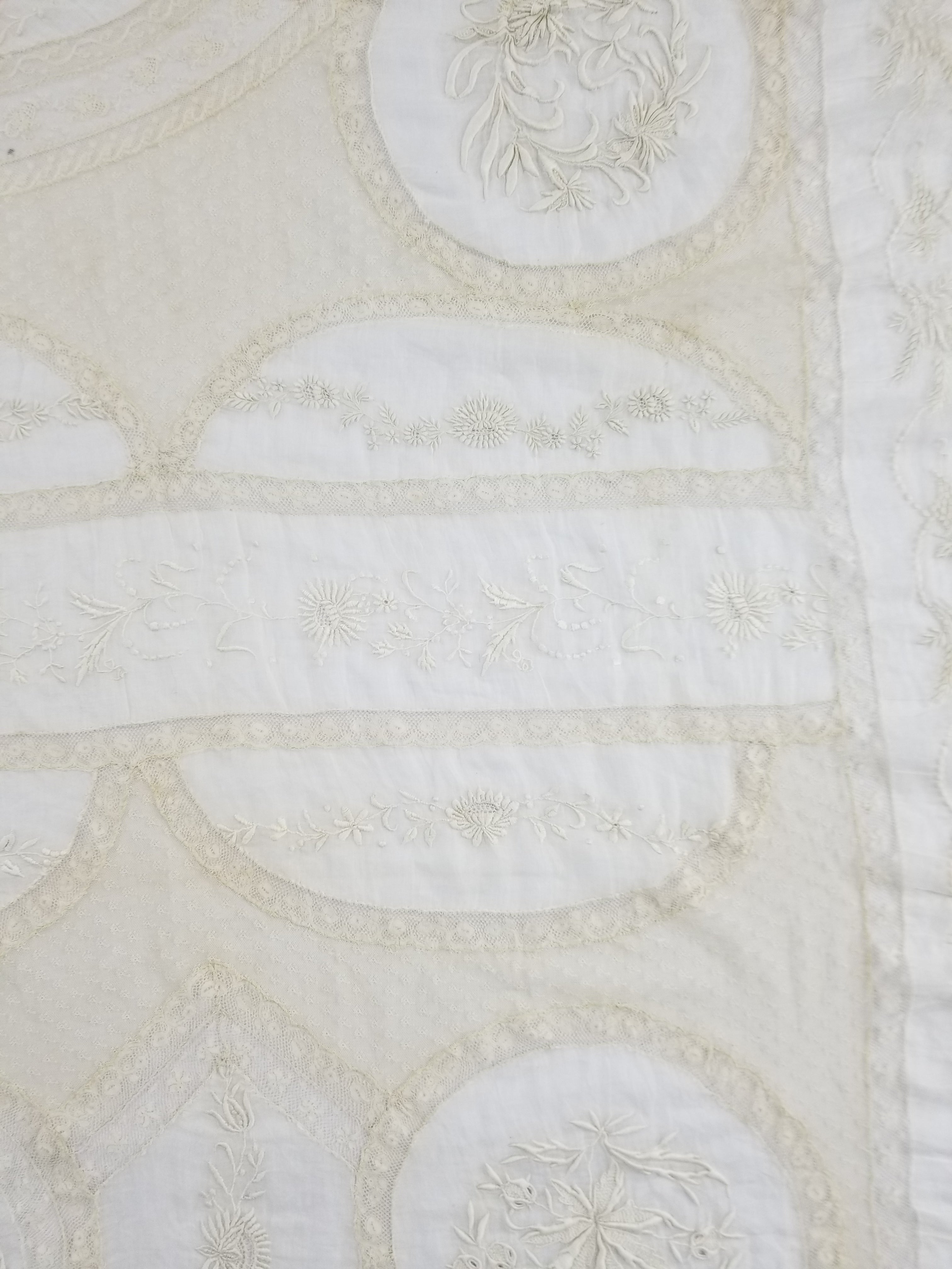 Antique White Hand Embroidered Lace Bedspread 237x208cm
