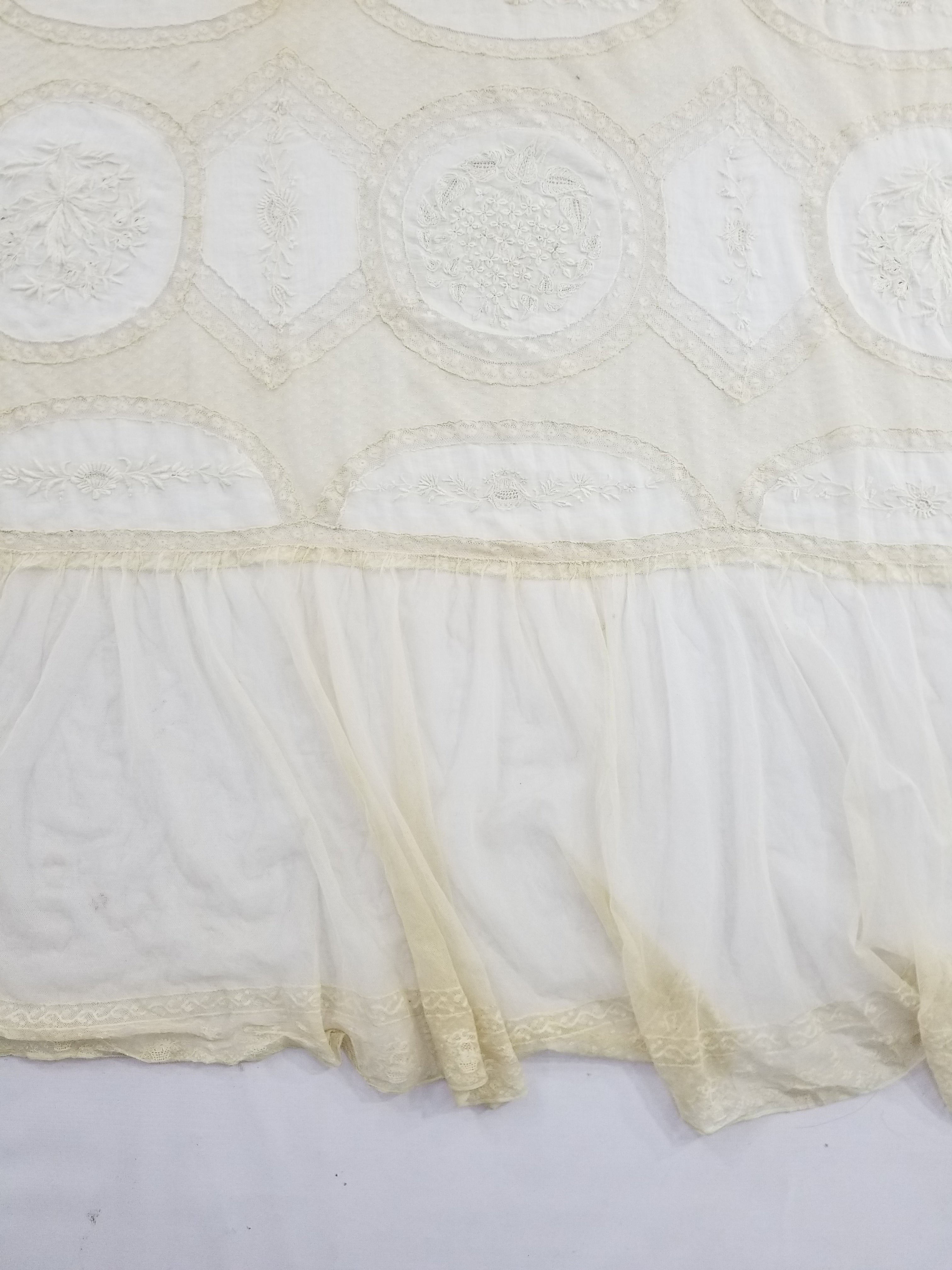Antique White Hand Embroidered Lace Bedspread 237x208cm