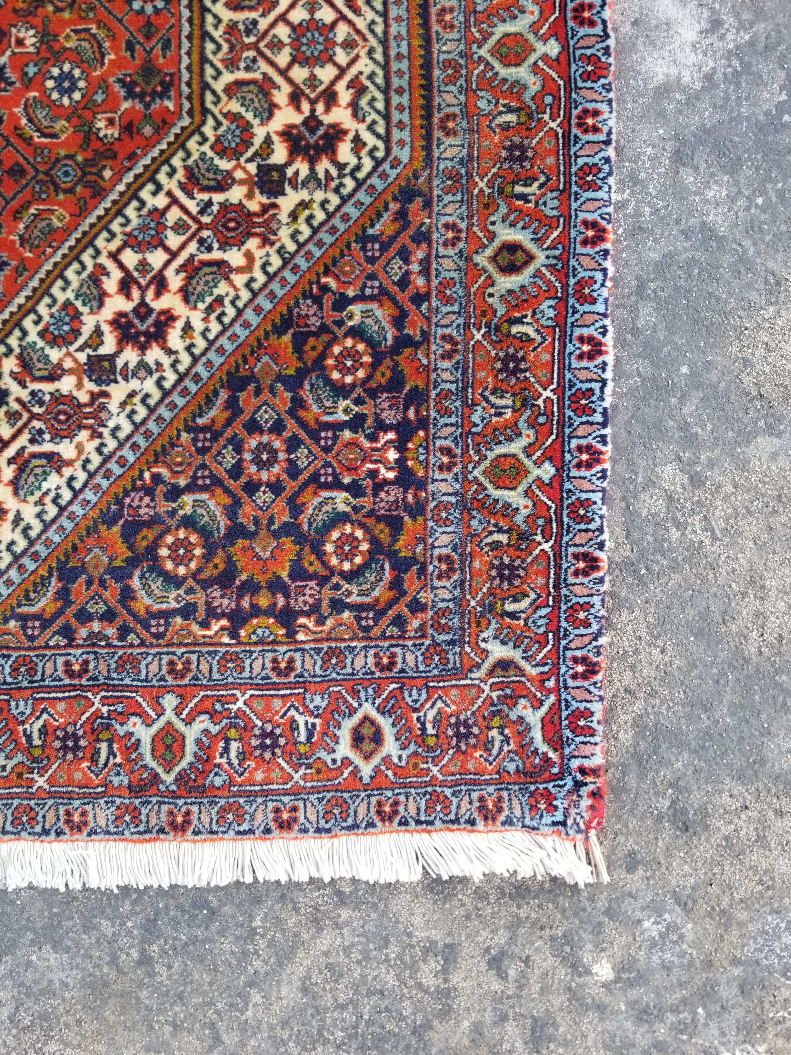 Vintage Traditional Handmade Bidjar Wool Multicolor Area Rug 99x73cm
