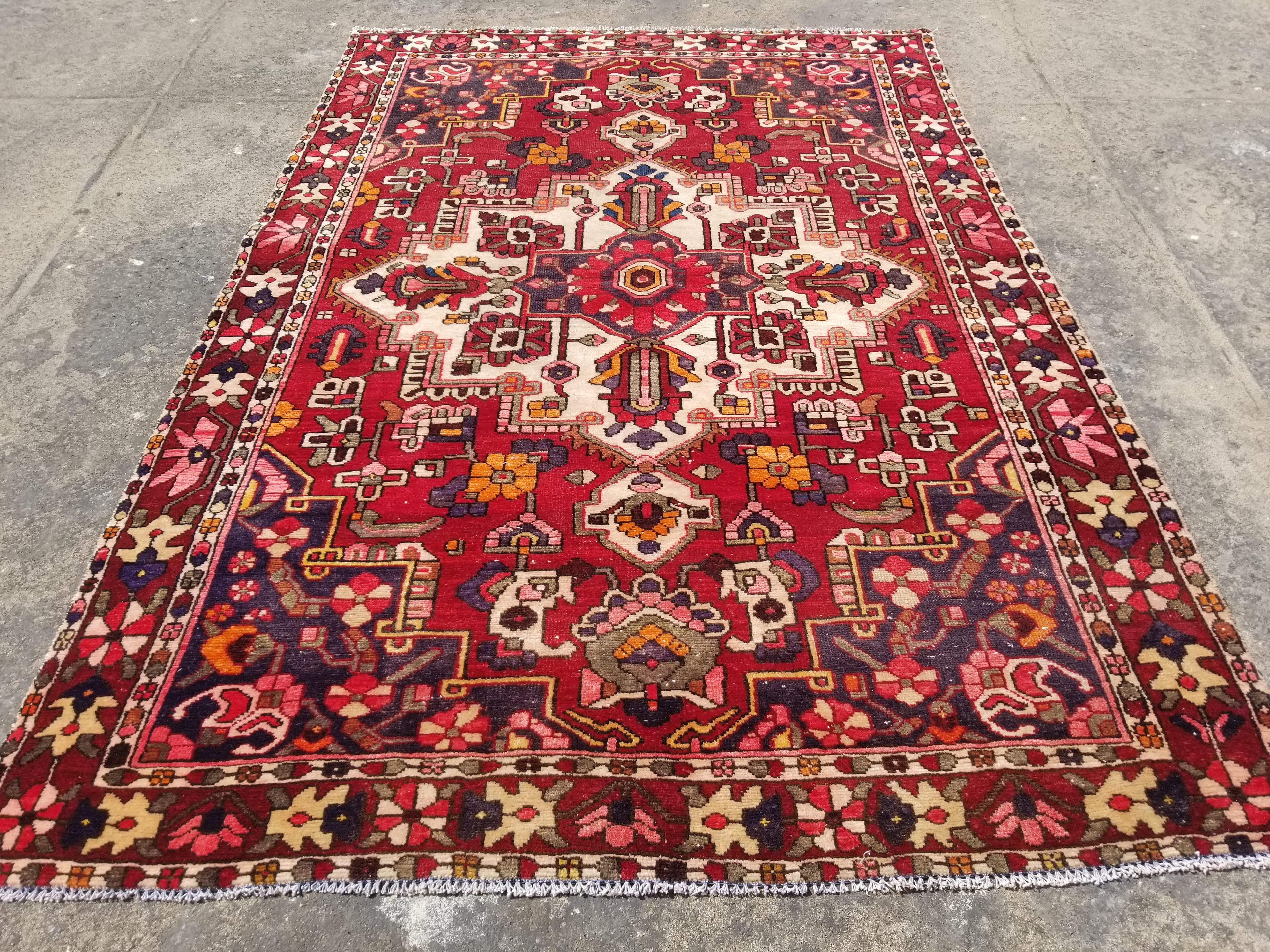 Vintage Traditional Handmade Bakhtiari Heriz Style Wool Multicolor Rug 220x154cm