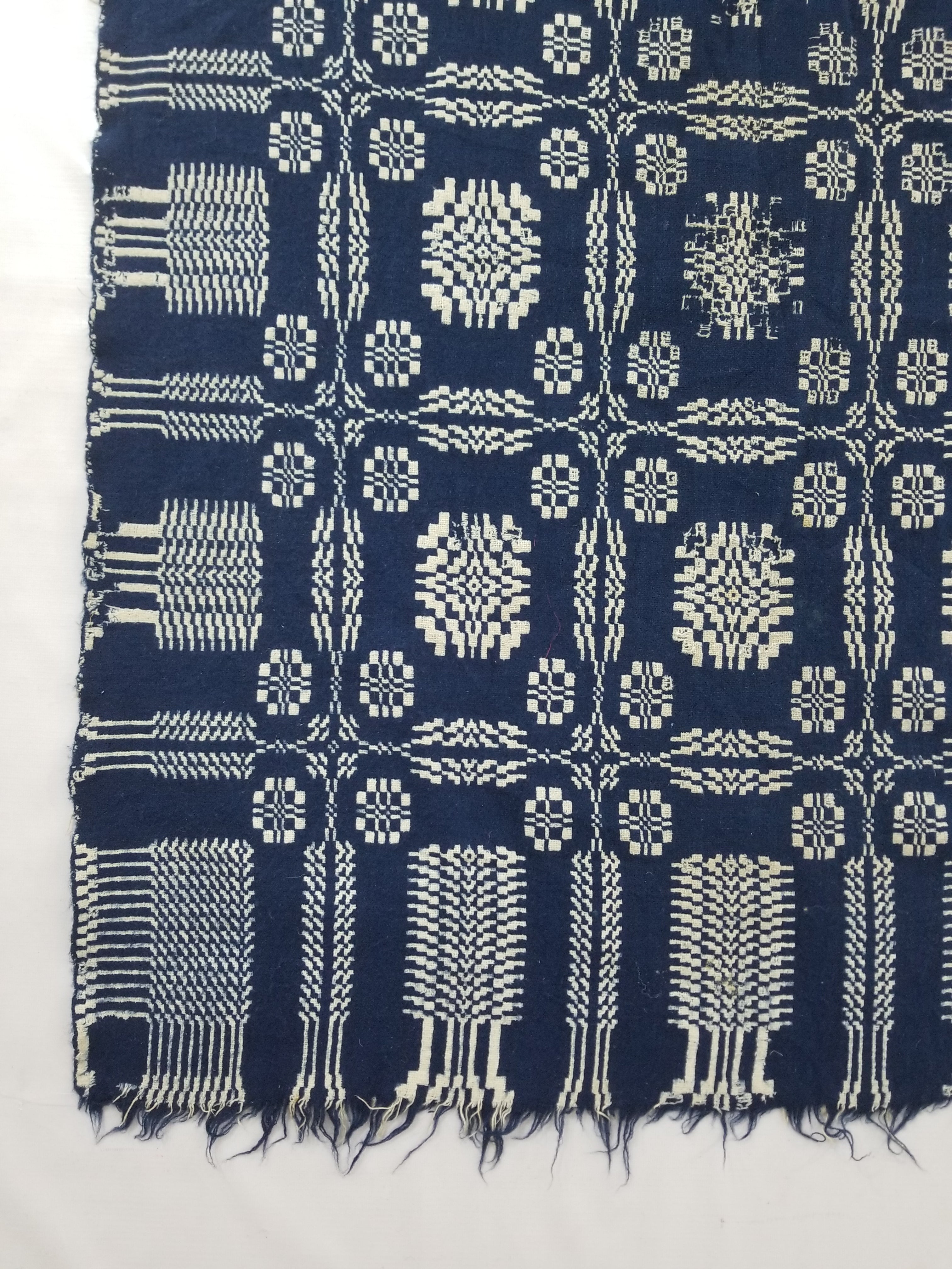 Antique American Reversible Jacquard Loomed Woolen Coverlet 214x186cm