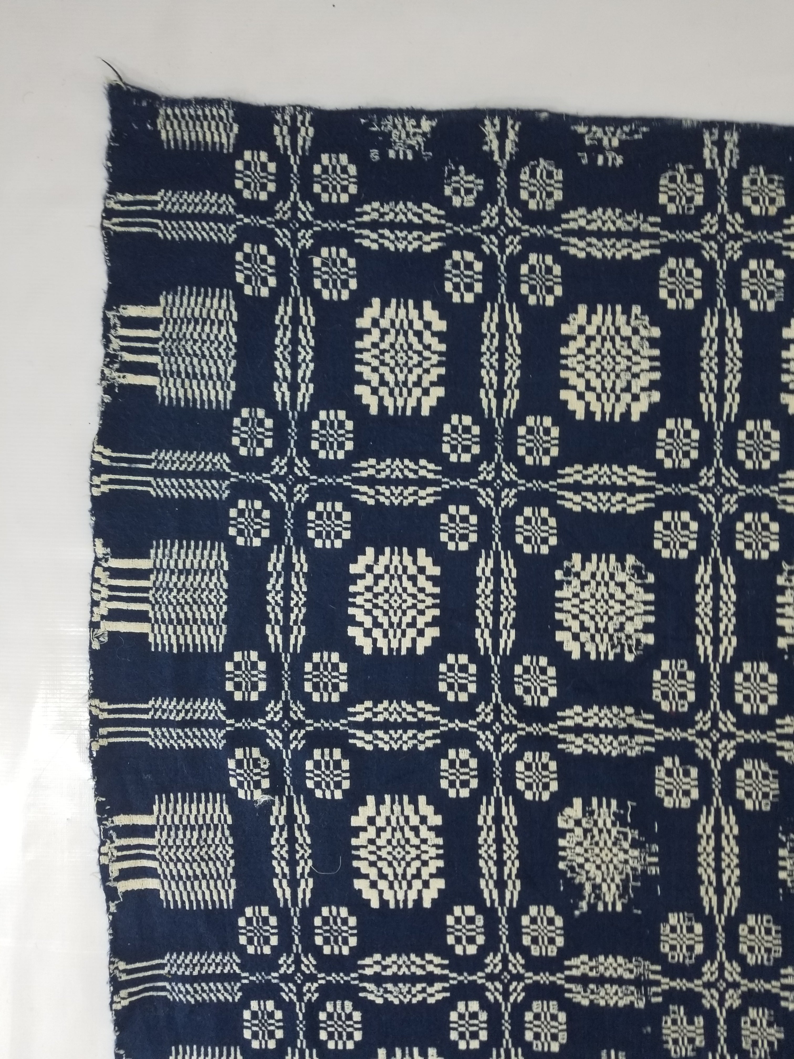 Antique American Reversible Jacquard Loomed Woolen Coverlet 214x186cm
