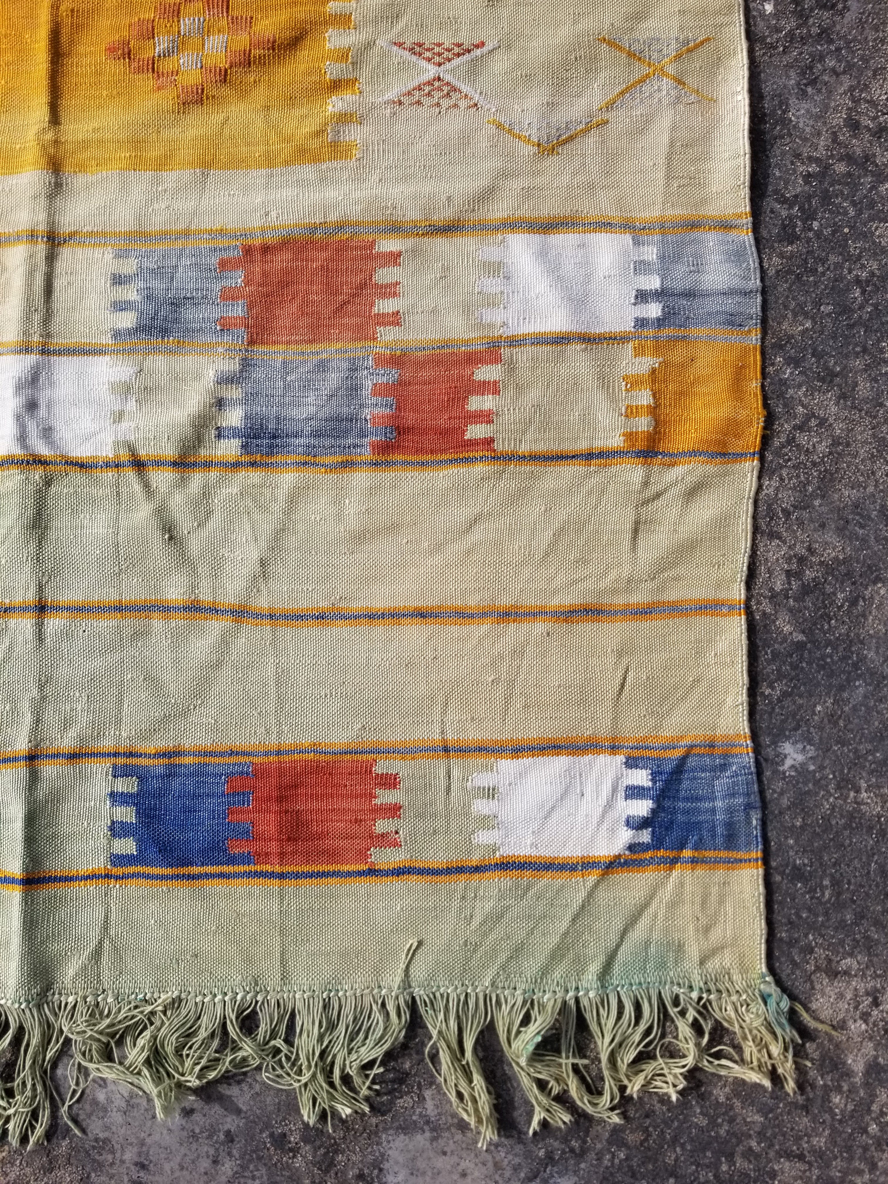 Vintage Traditional Handmade Moroccan Wool Multicolor Kilim 154x96cm