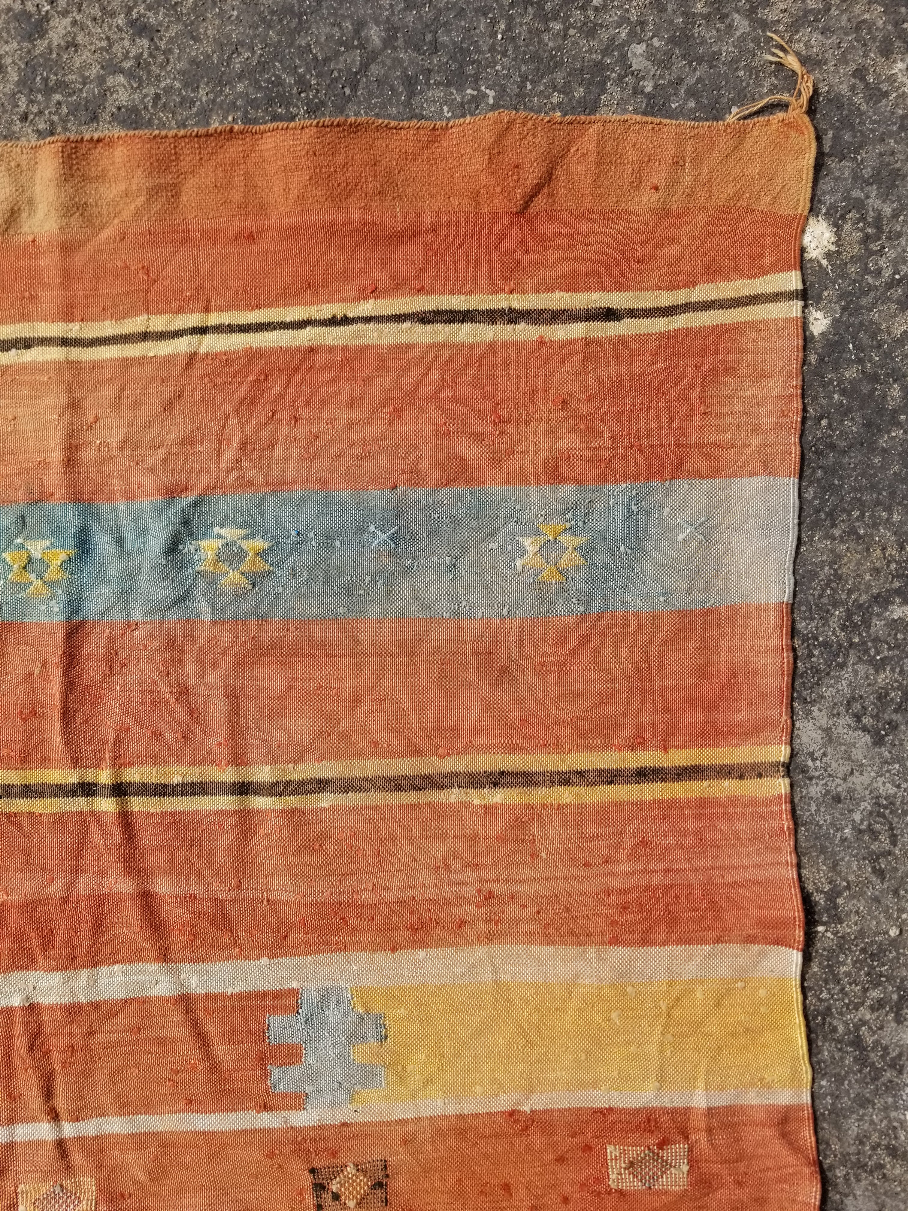 Distressed Vintage Traditional Handmade Moroccan Wool Multicolor Kilim 137x88cm