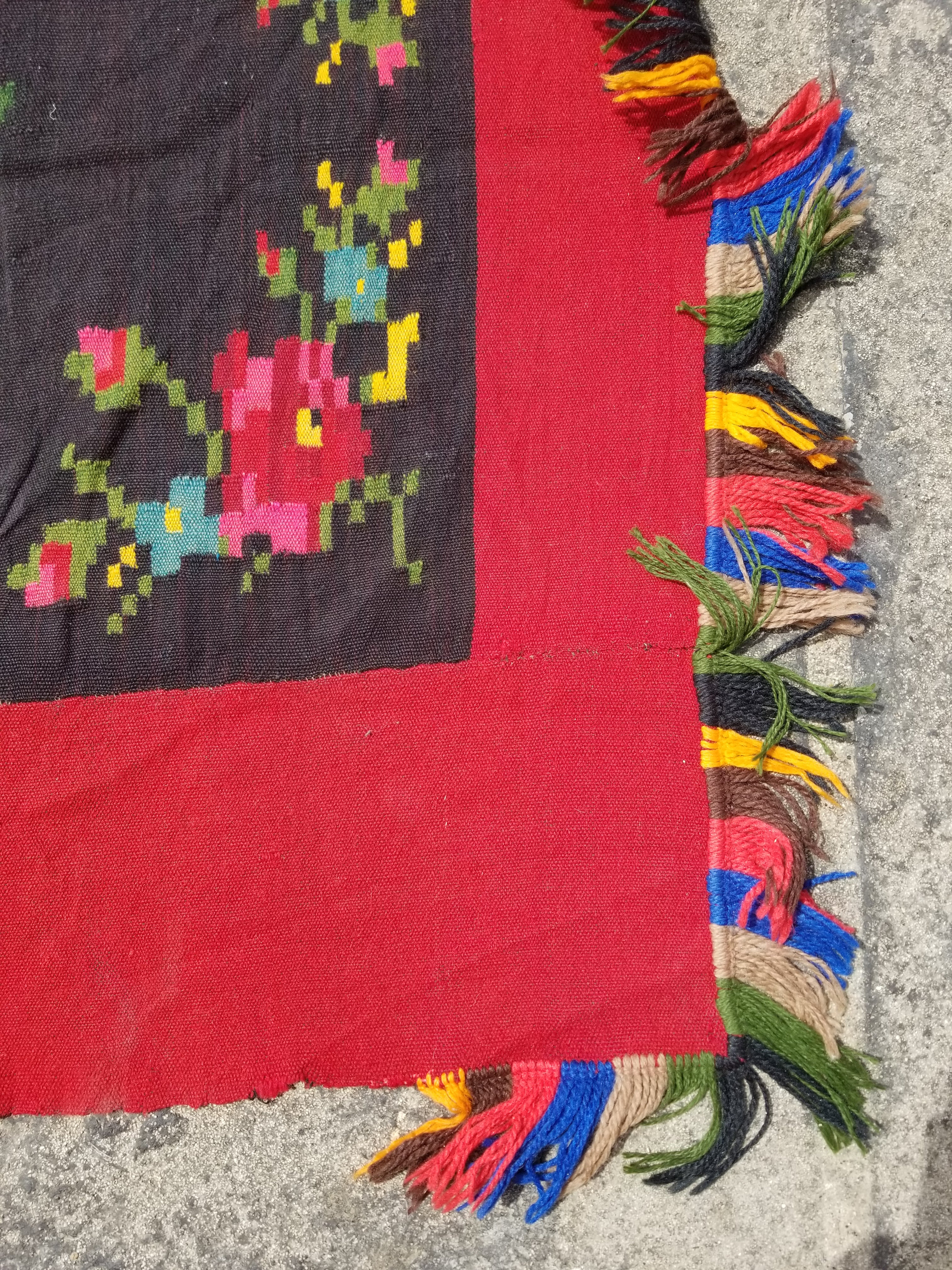 Vintage Traditional Handmade Romanian Wool Multicolor Kilim 195x124cm