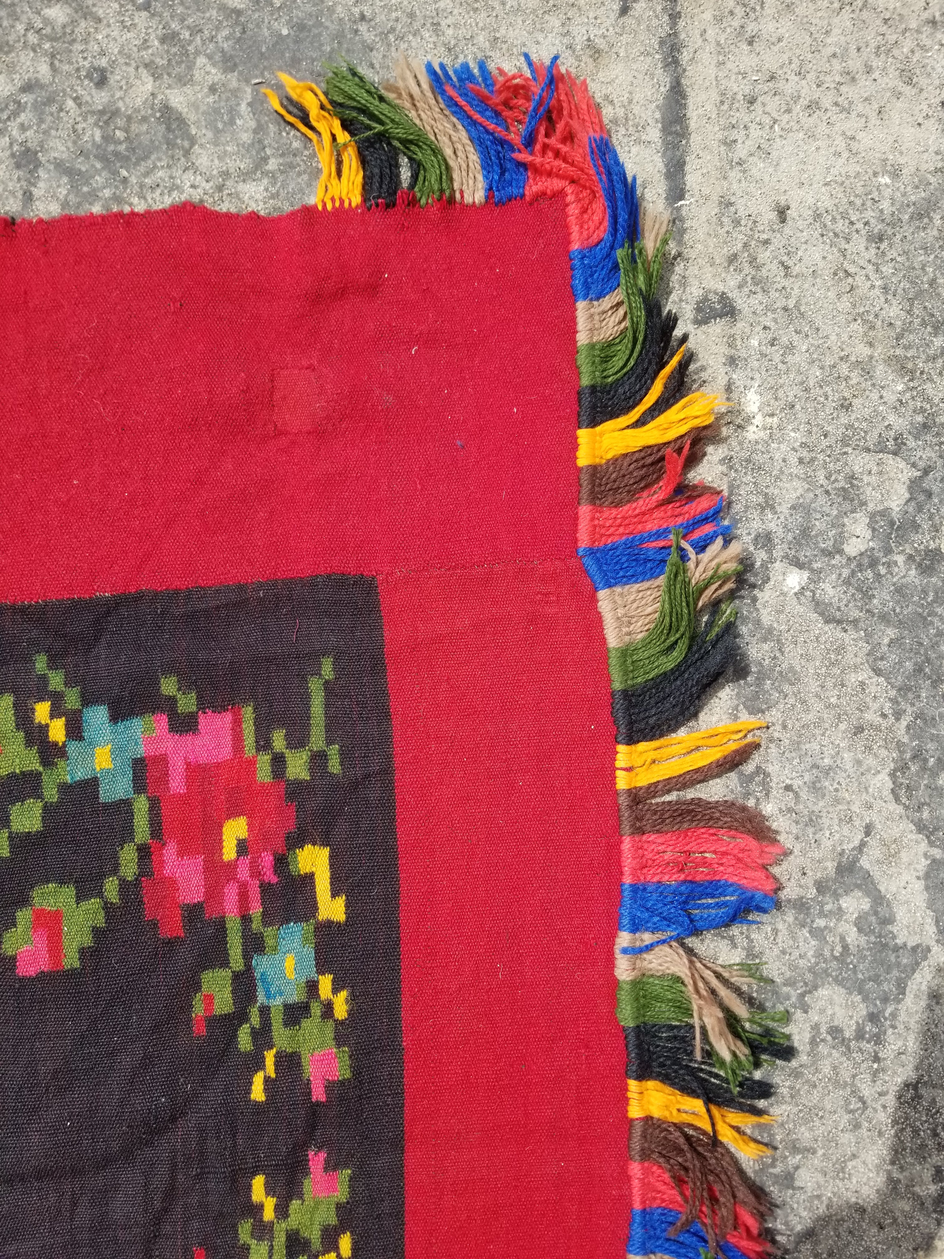 Vintage Traditional Handmade Romanian Wool Multicolor Kilim 195x124cm