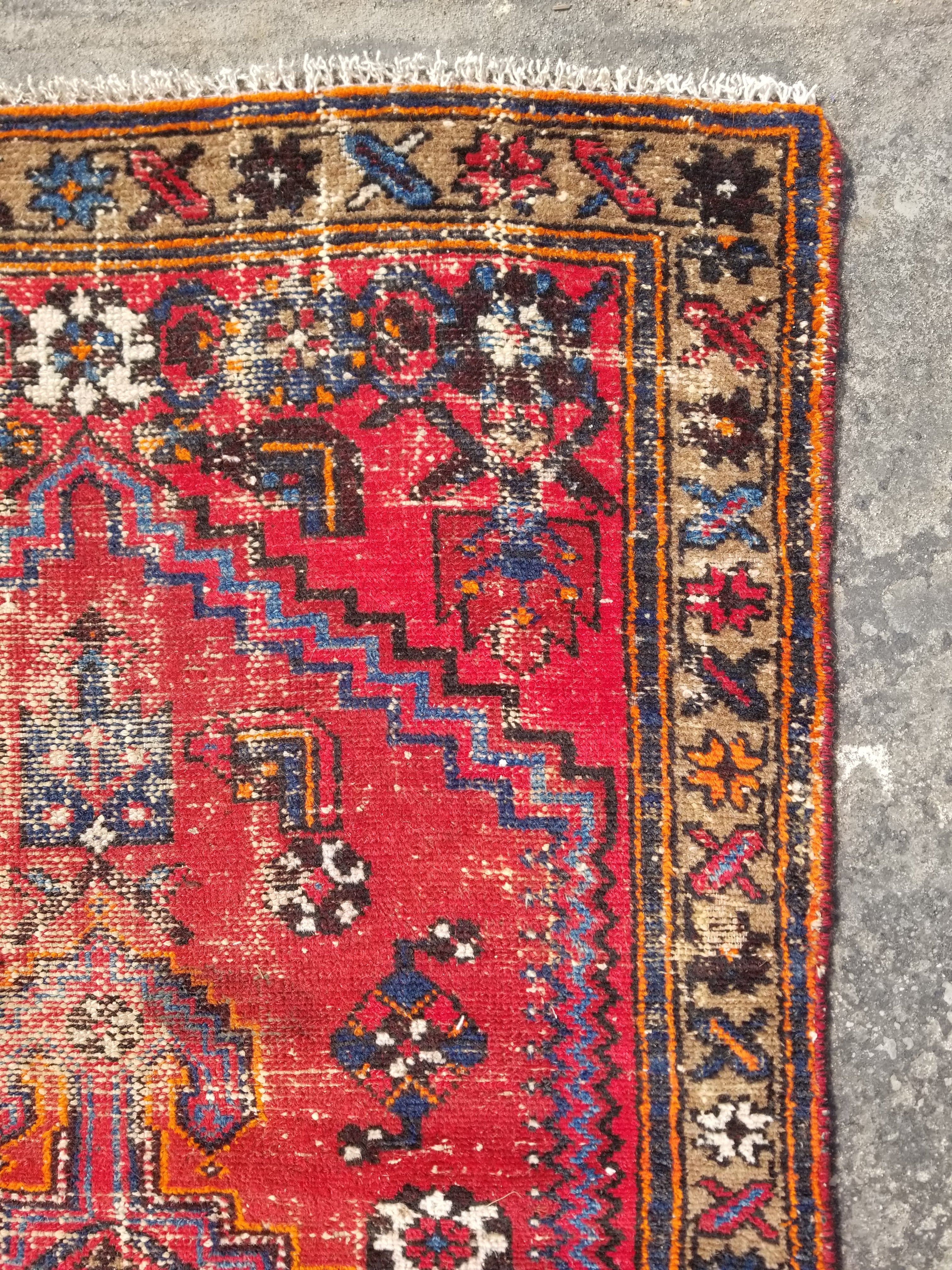 Distressed Vintage Traditional Handmade Heriz Pattern Wool Runner Rug 213x100cm