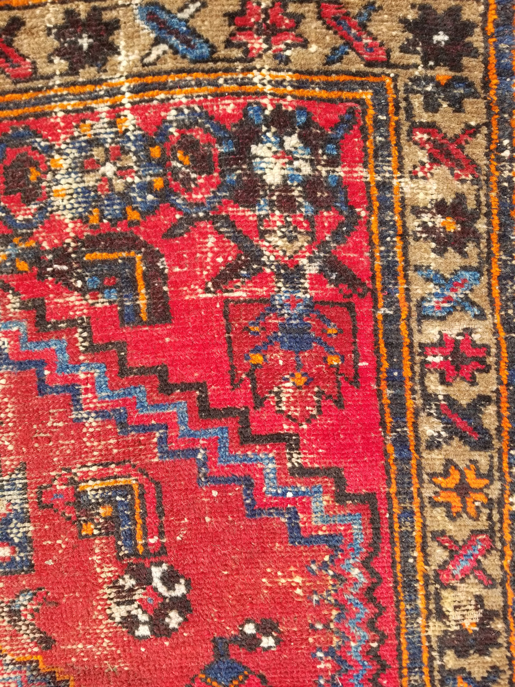 Distressed Vintage Traditional Handmade Heriz Pattern Wool Runner Rug 213x100cm