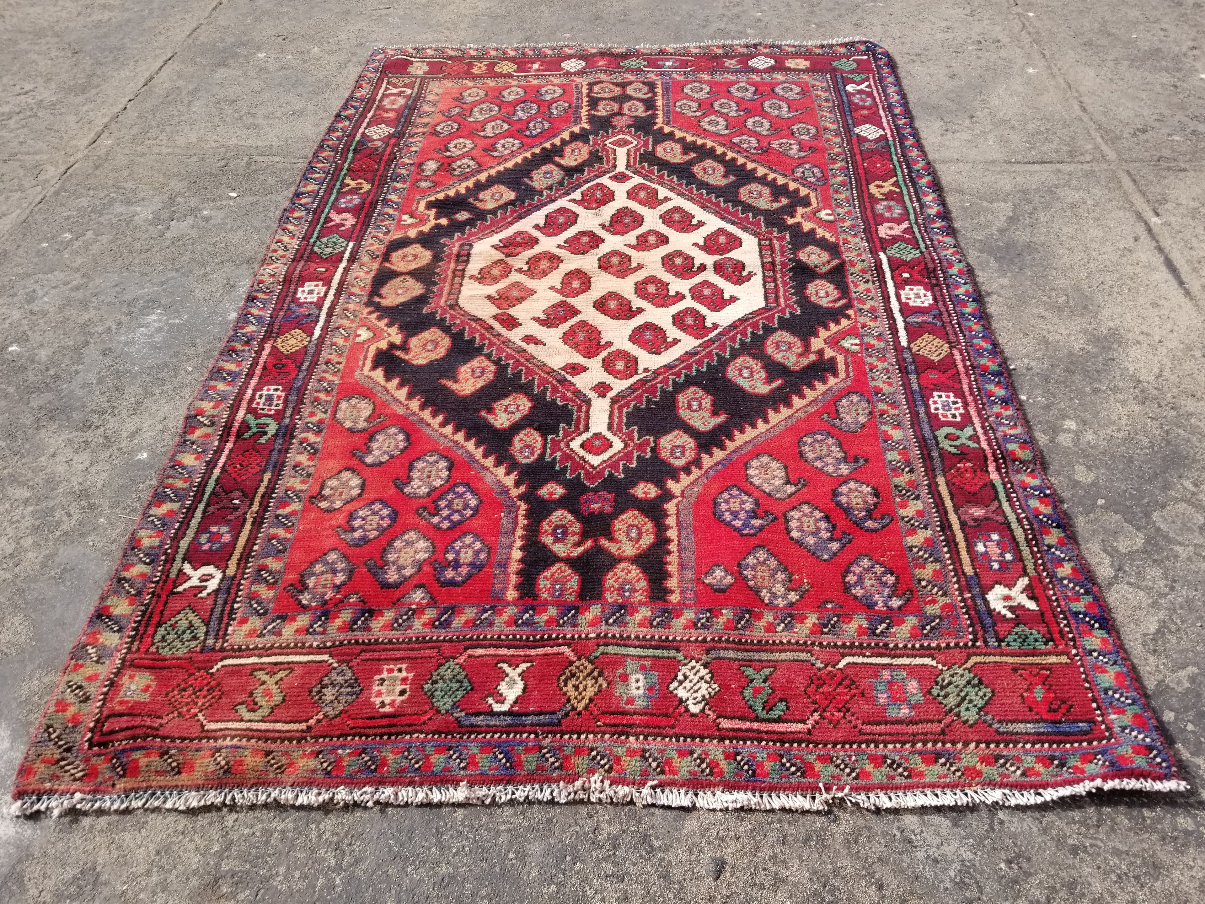 Distressed Vintage Traditional Handmade Qashqai Style Wool Rug 192x122cm