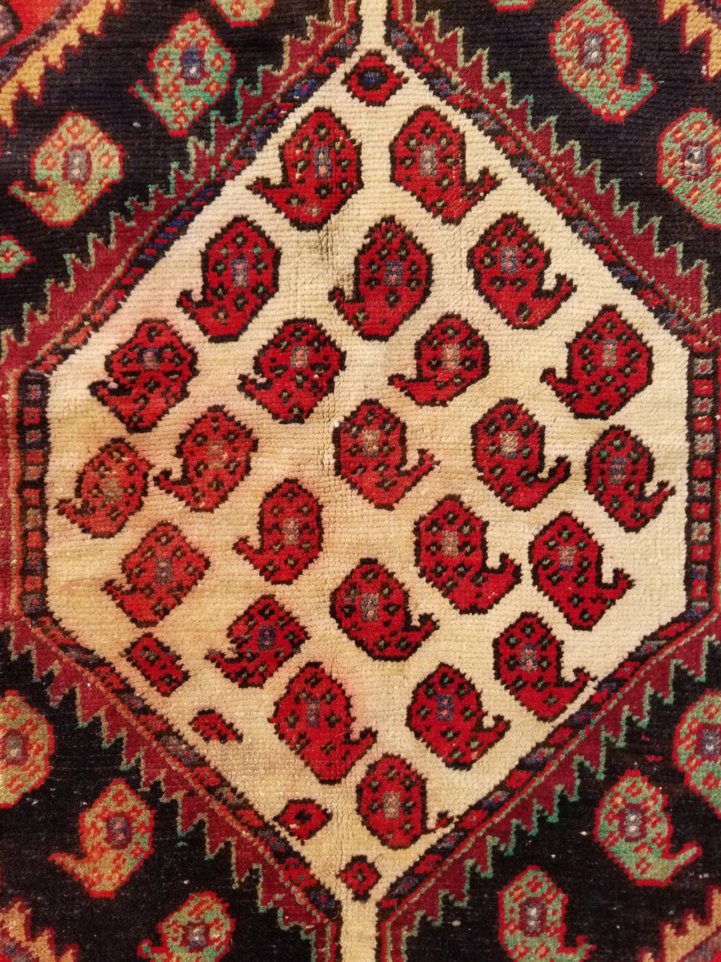 Distressed Vintage Traditional Handmade Qashqai Style Wool Rug 192x122cm