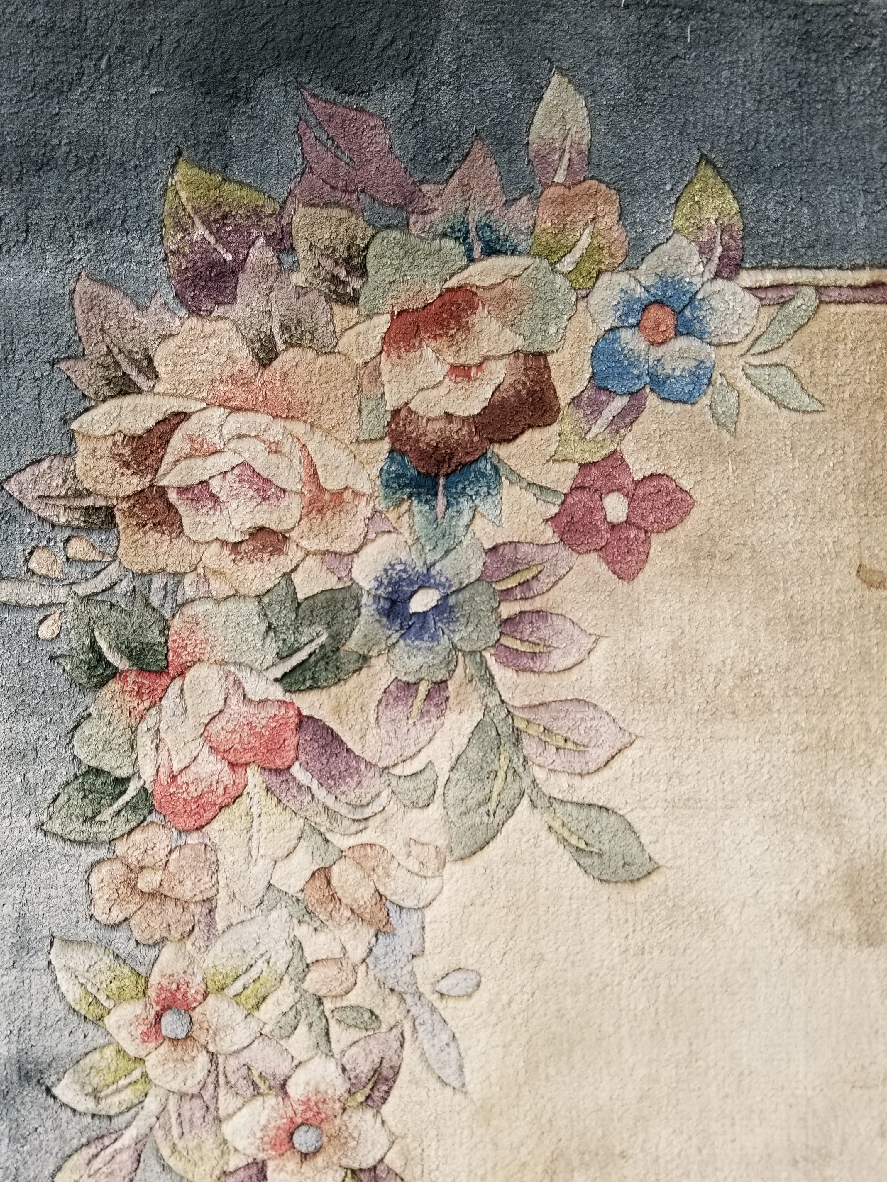 Vintage Chinese Hand Knotted Floral Silk Runner Rug 137x67cm