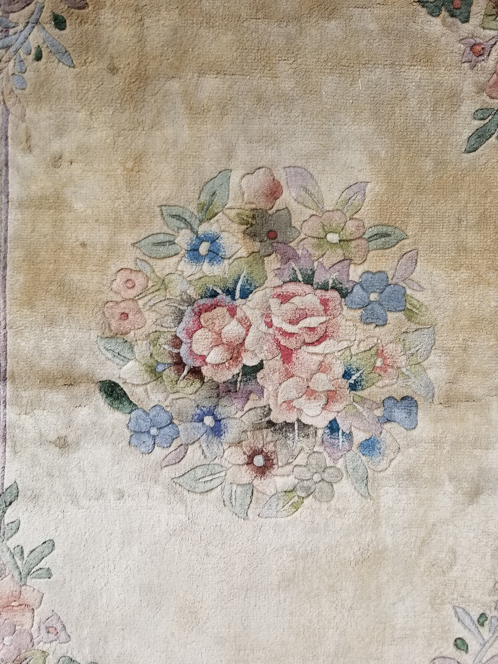 Vintage Chinese Hand Knotted Floral Silk Runner Rug 137x67cm