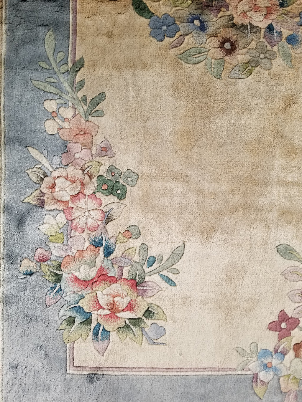 Vintage Chinese Hand Knotted Floral Silk Runner Rug 137x67cm