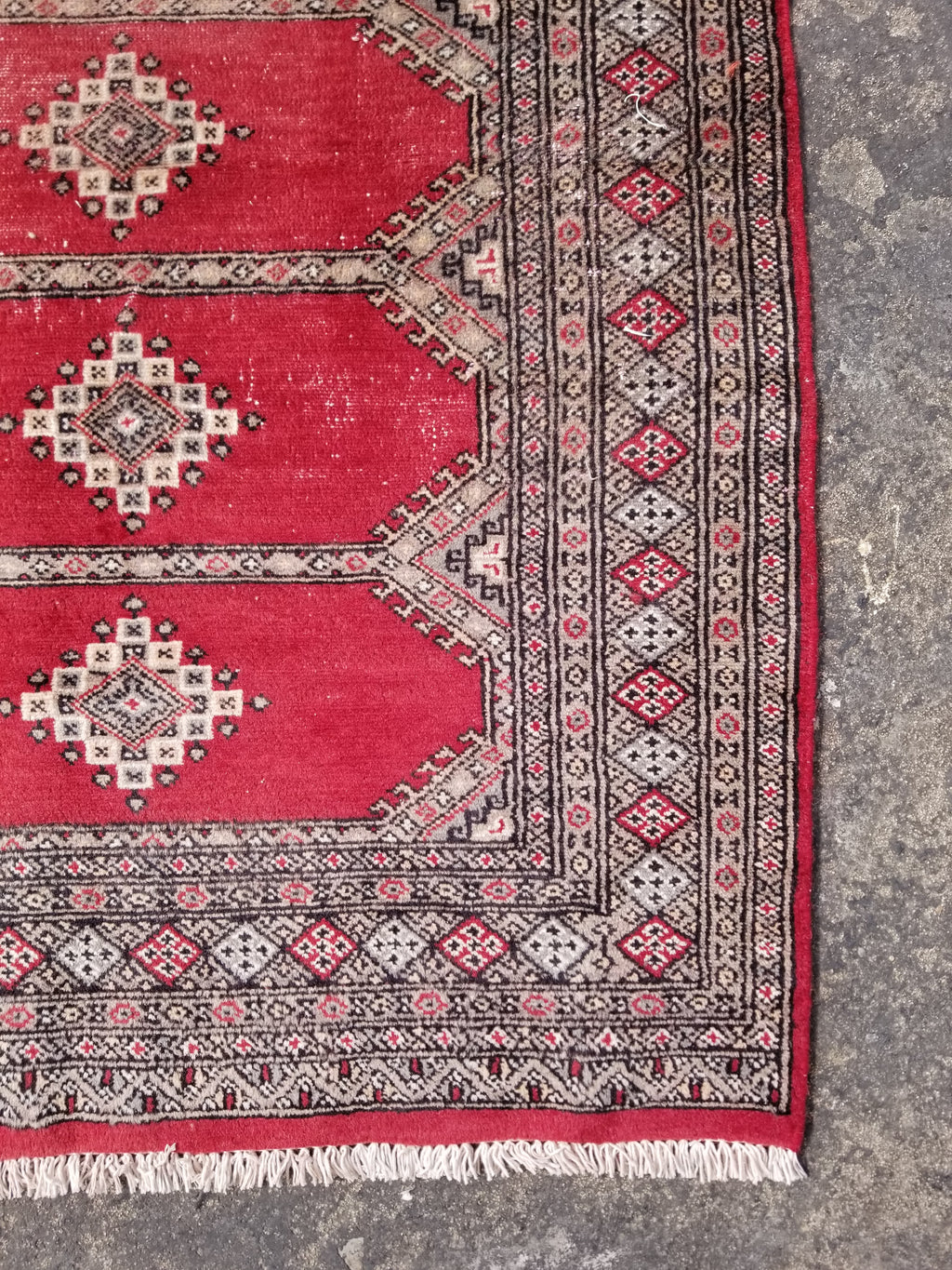 Distressed Vintage Traditional Handmade Pakistan Bokhara Style Wool Rug 138x91cm