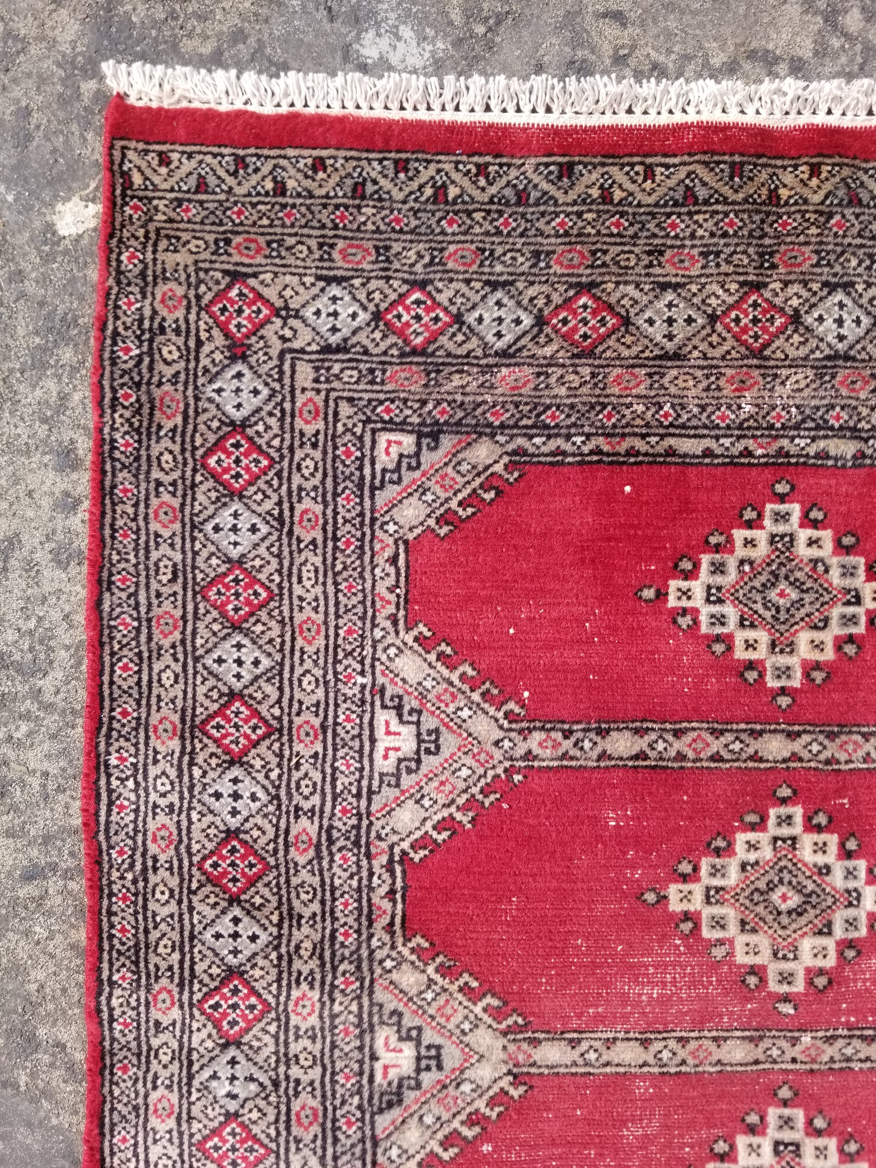 Distressed Vintage Traditional Handmade Pakistan Bokhara Style Wool Rug 138x91cm