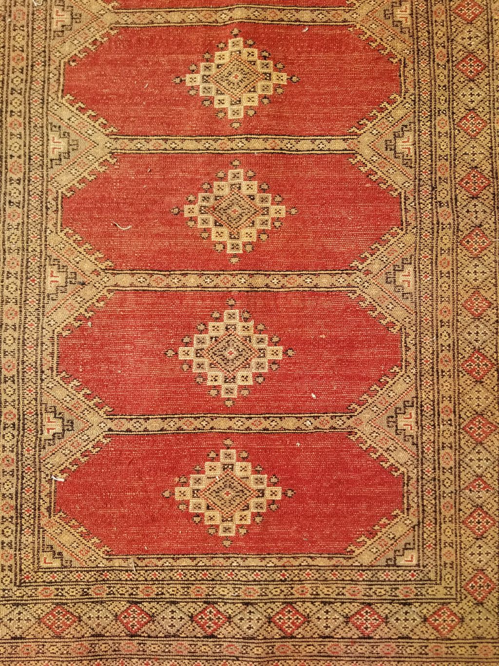 Distressed Vintage Traditional Handmade Pakistan Bokhara Style Wool Rug 138x91cm