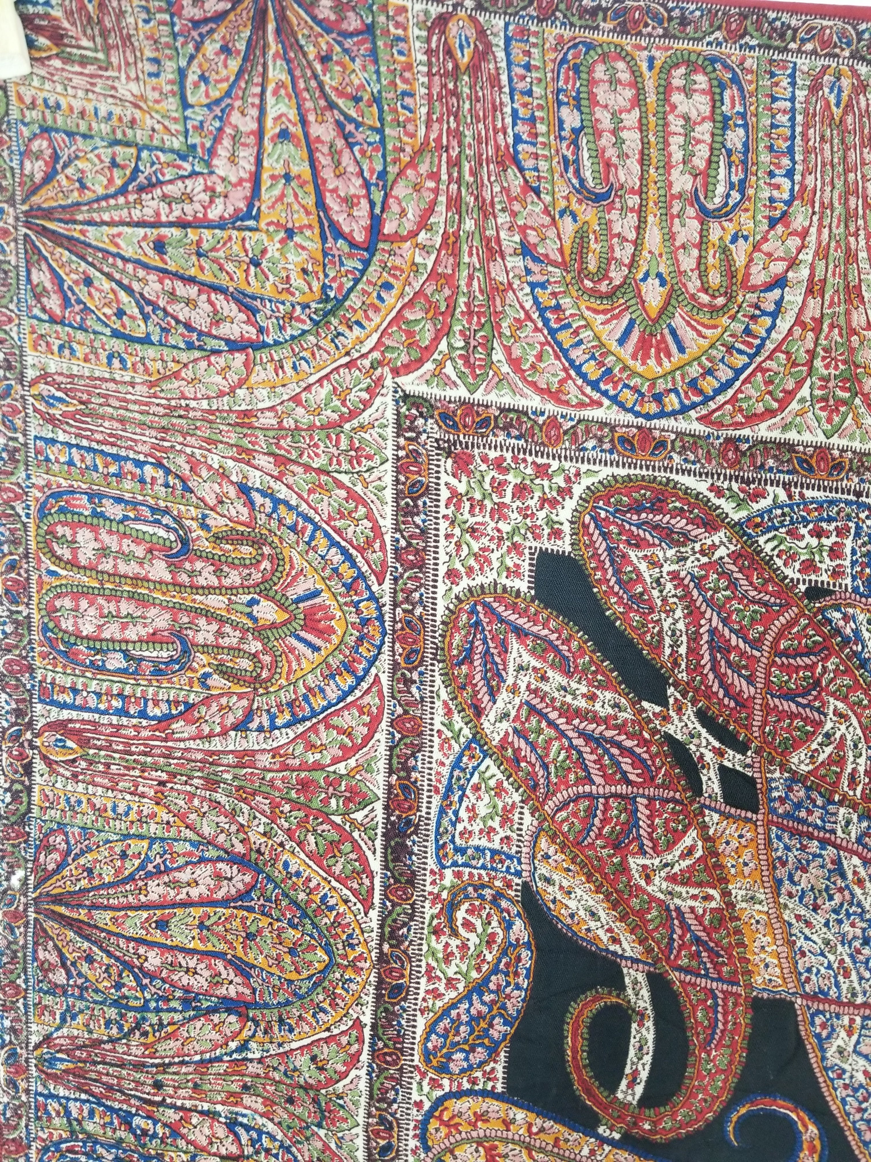 Vintage Traditional Printed Kashmiri Style Paisley Wool Shawl 158x155cm