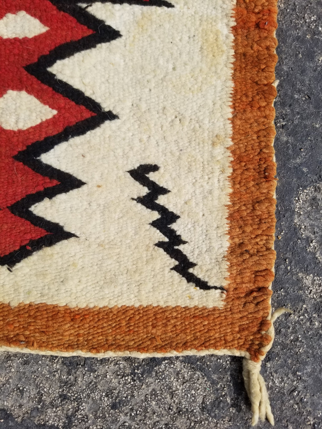 Antique Traditional Handwoven Native American Navajo Wool Rug 51x36 cm