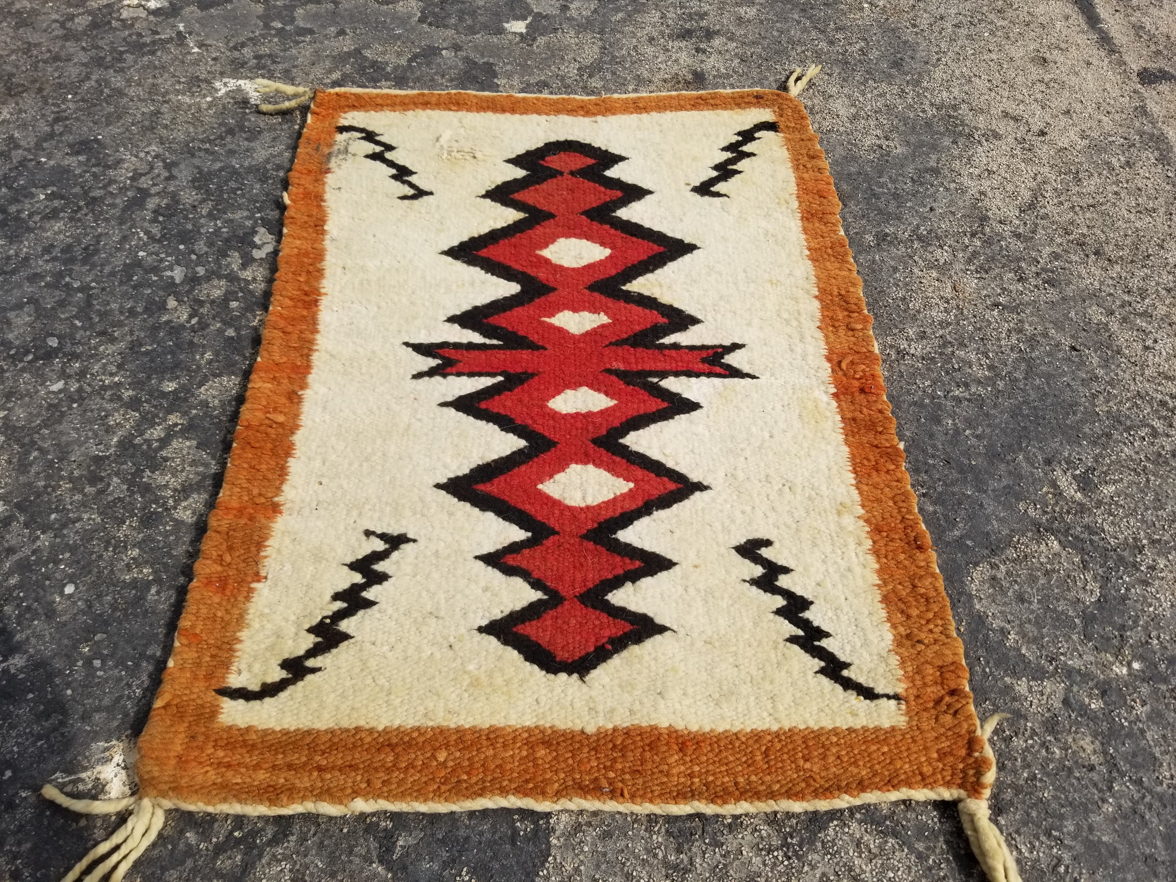 Antique Traditional Handwoven Native American Navajo Wool Rug 51x36 cm