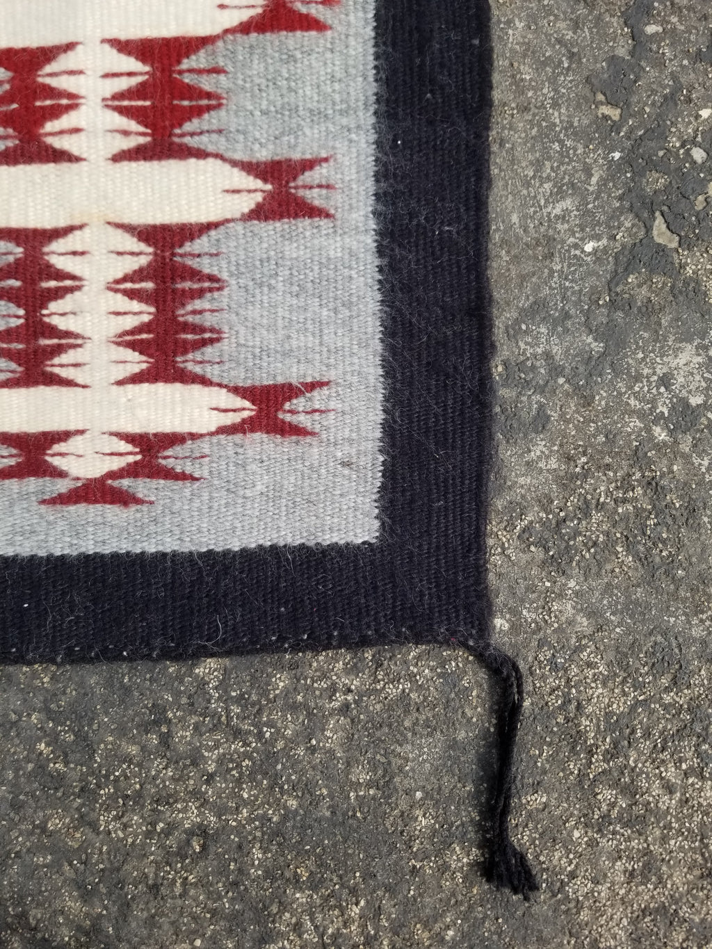 Vintage Traditional Handwoven Native American Navajo Wool Rug 66x30cm