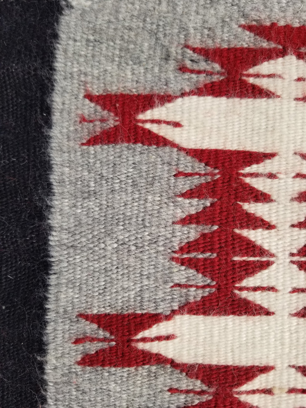 Vintage Traditional Handwoven Native American Navajo Wool Rug 66x30cm