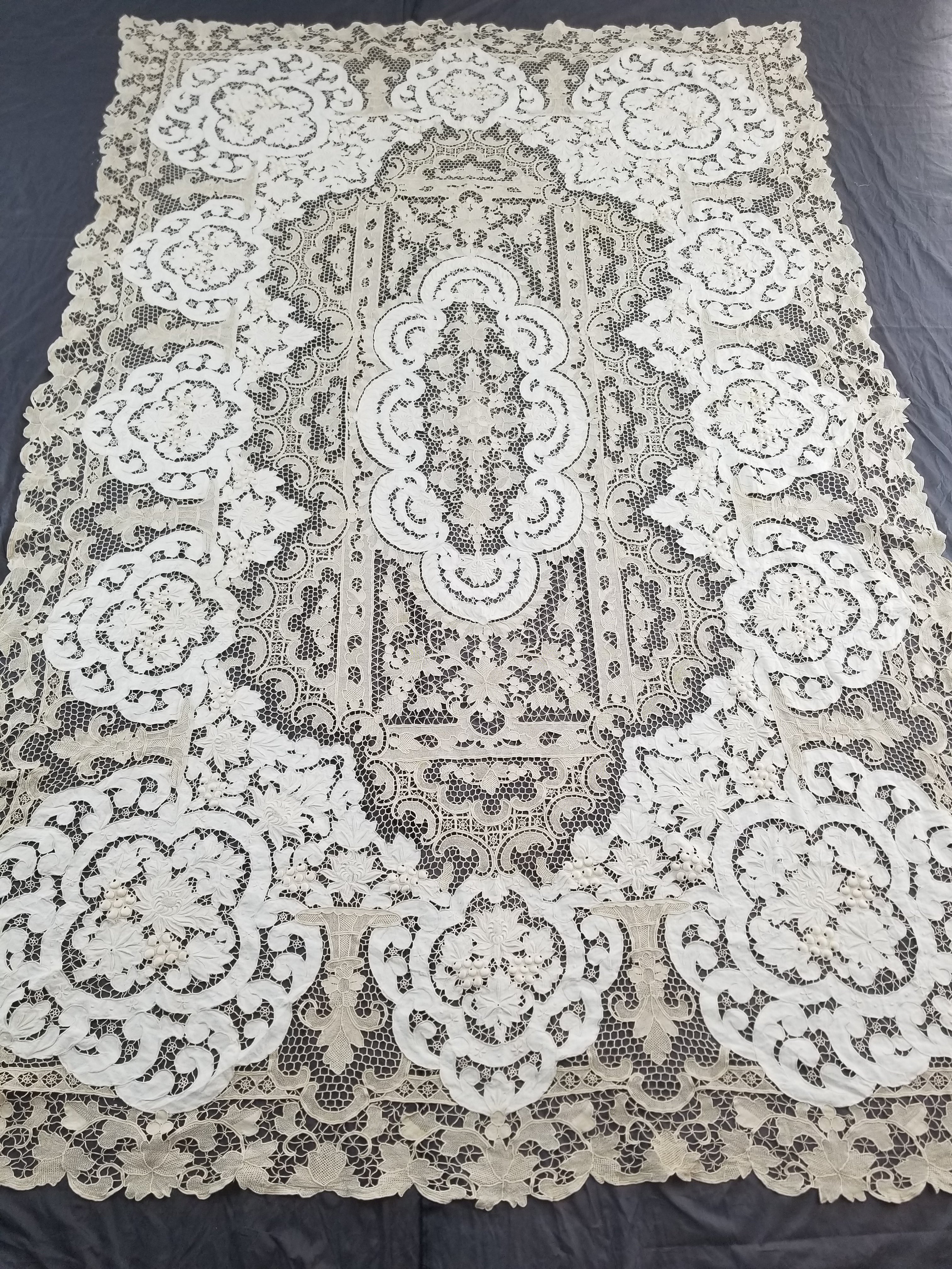 Vintage Point De Venice Needle Lace Banquet Tablecloth 242x160cm
