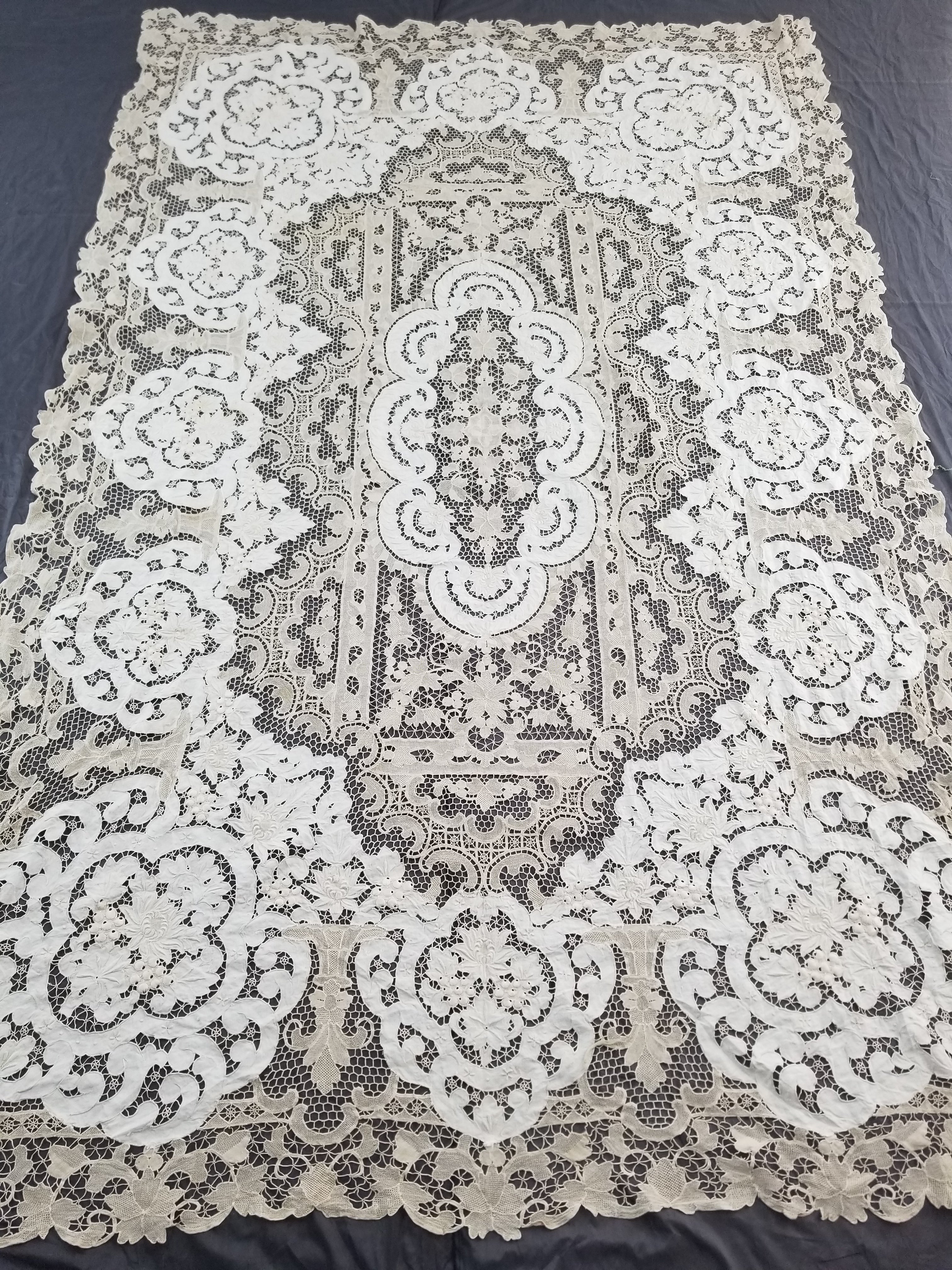 Vintage Point De Venice Needle Lace Banquet Tablecloth 242x160cm