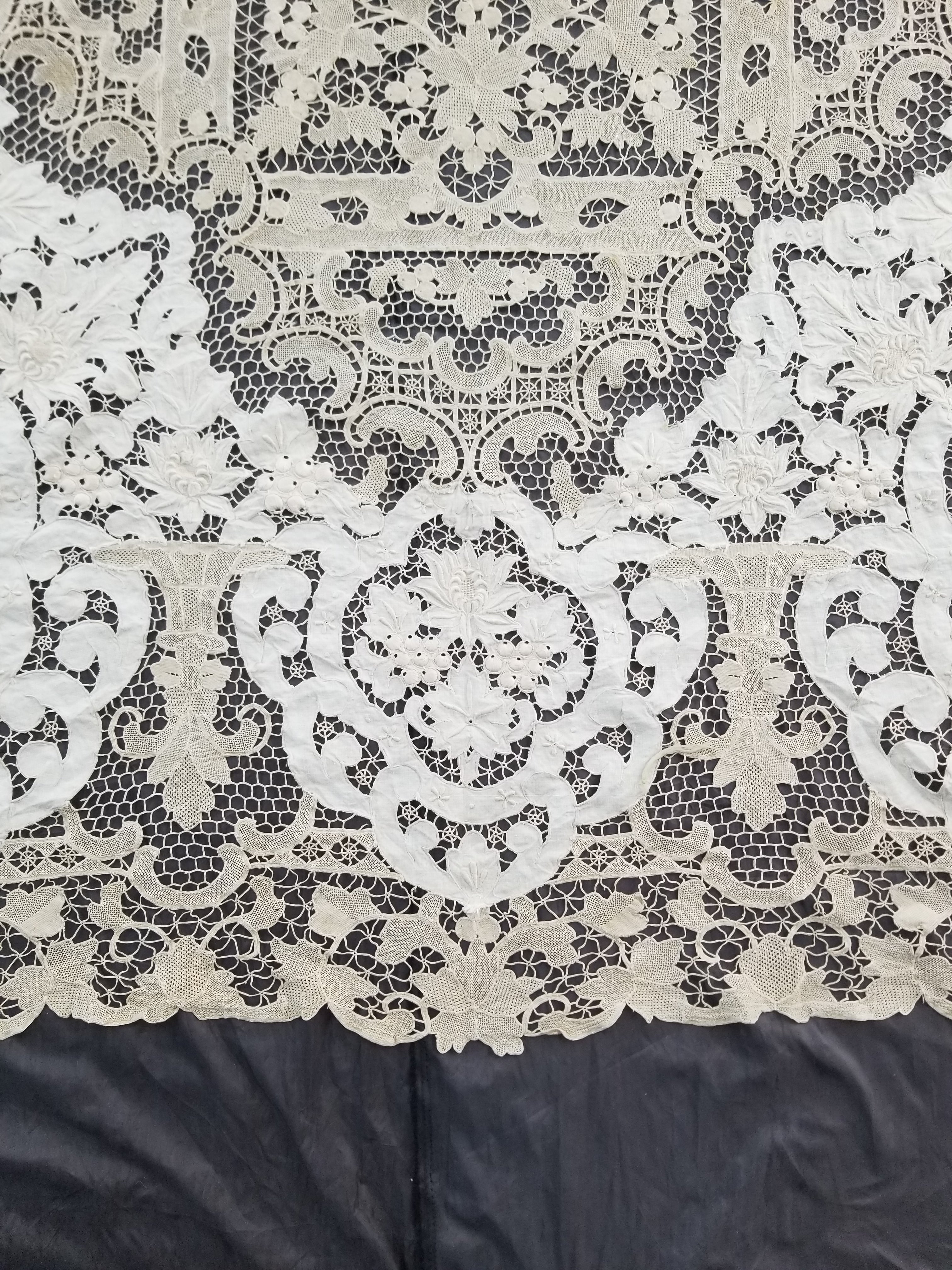 Vintage Point De Venice Needle Lace Banquet Tablecloth 242x160cm