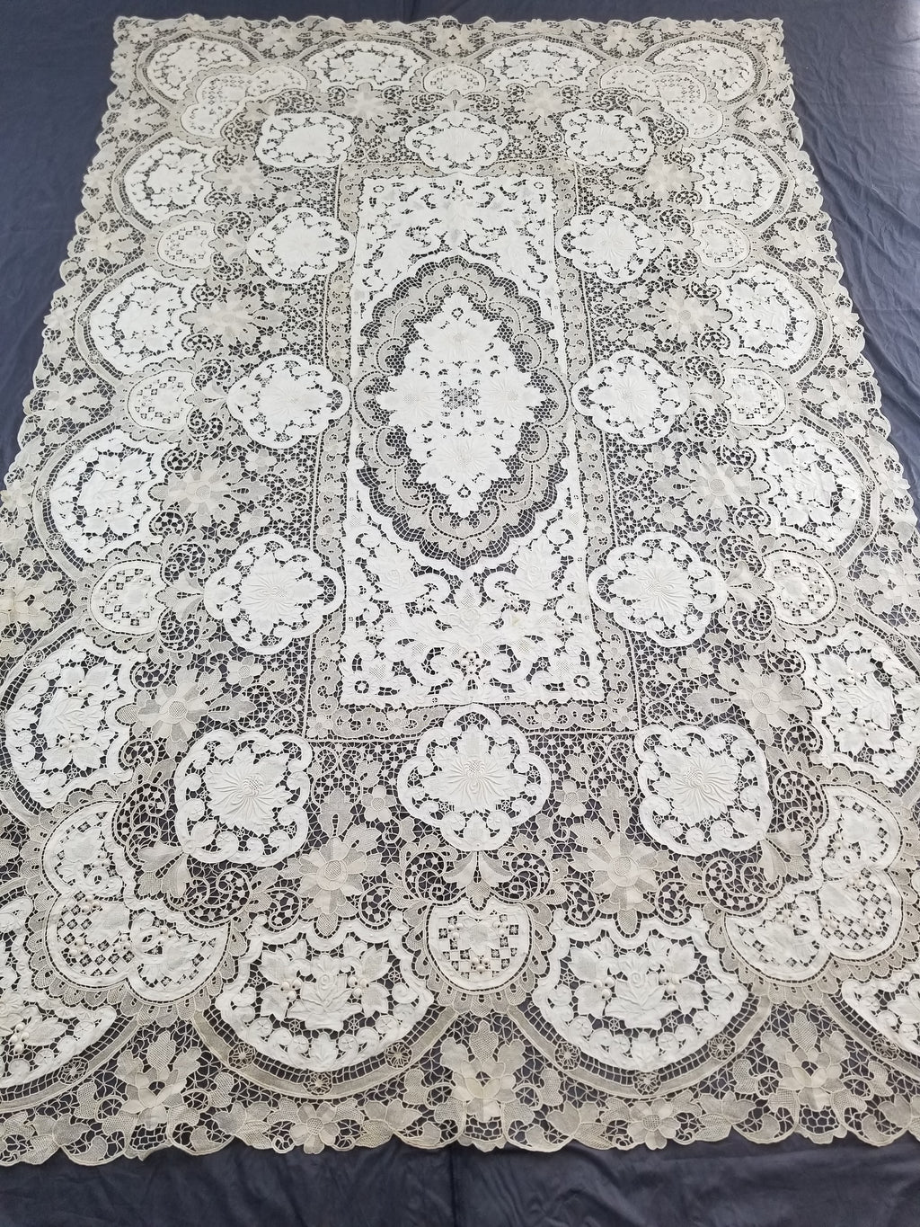 Vintage Point De Venice Needle Lace Banquet Tablecloth 252x165cm