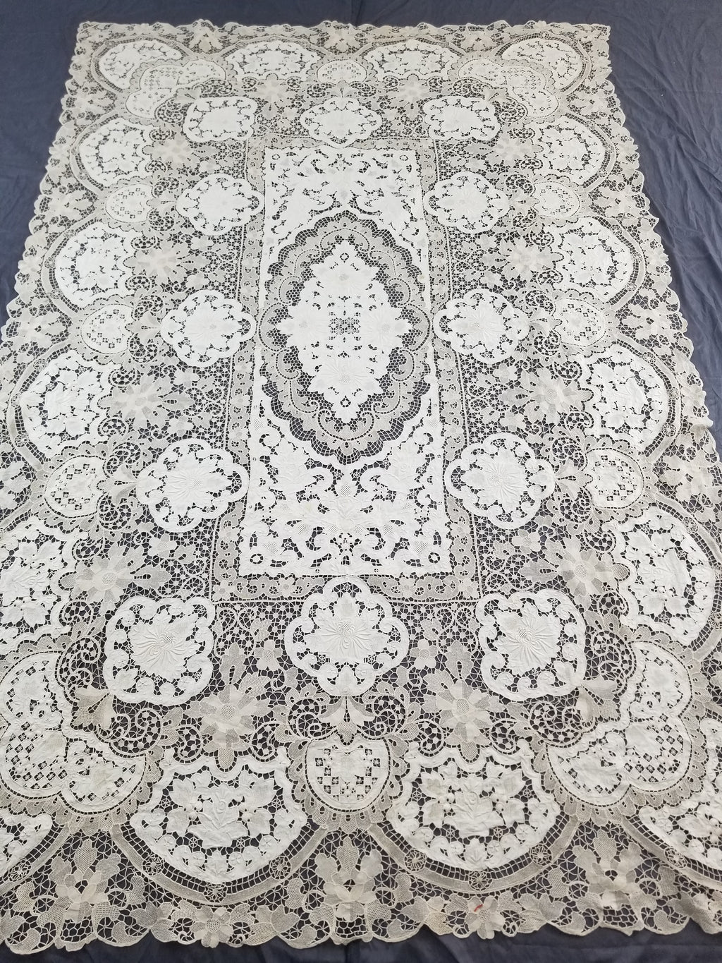 Vintage Point De Venice Needle Lace Banquet Tablecloth 252x165cm