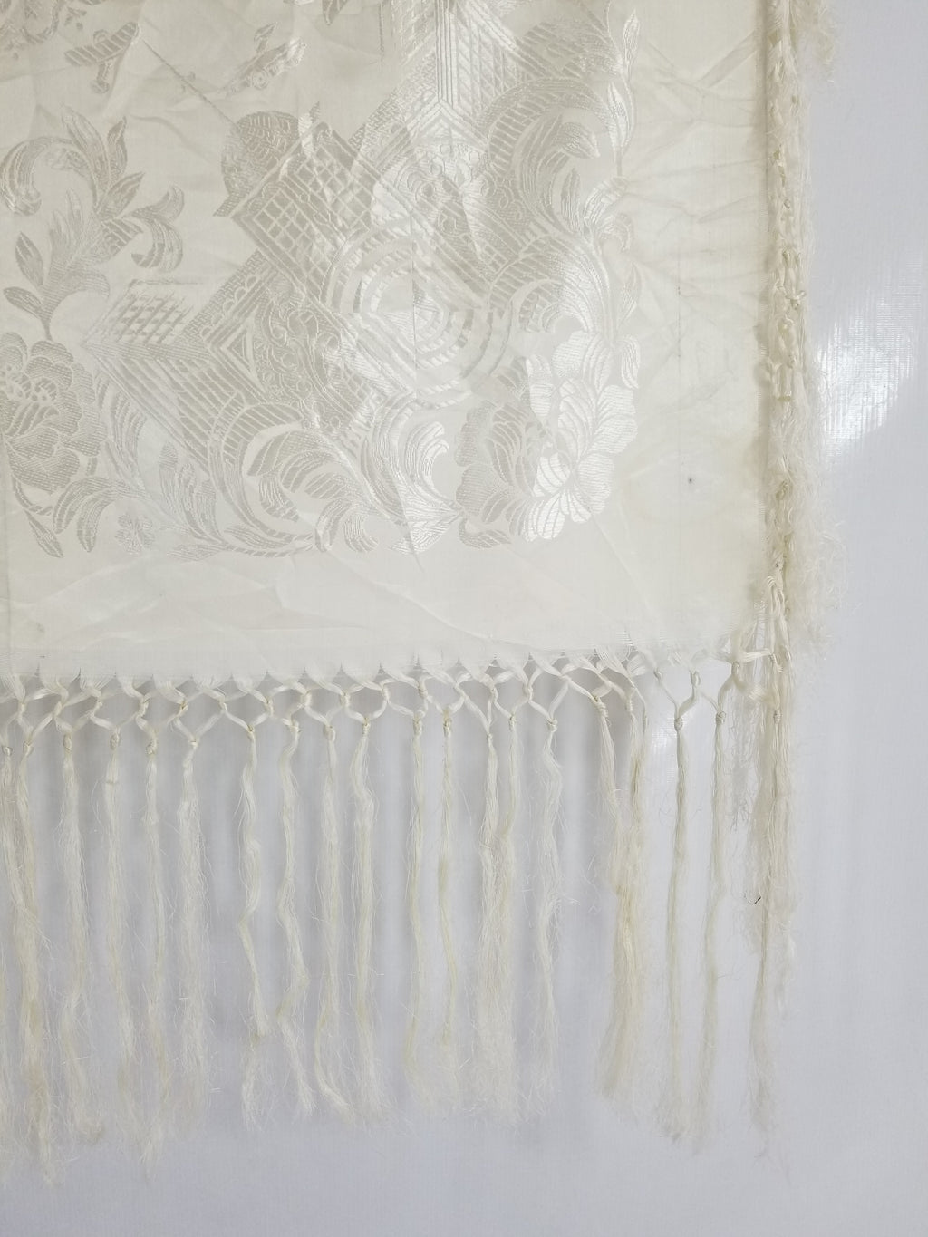 Vintage Off-White Jacquard Taj Mahal Fringed Shawl 86x85cm