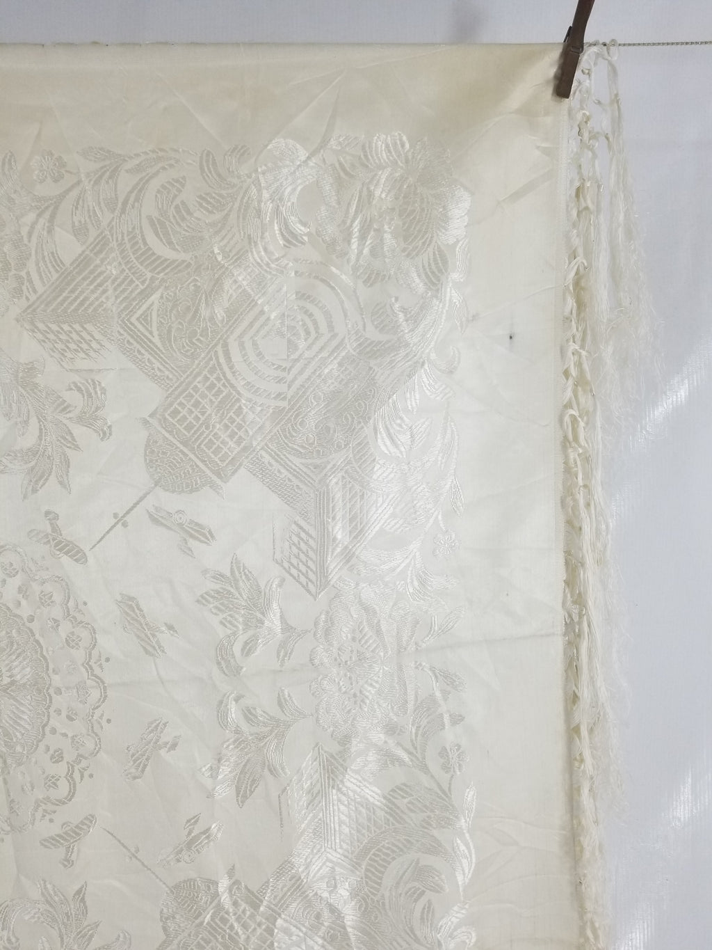 Vintage Off-White Jacquard Taj Mahal Fringed Shawl 86x85cm