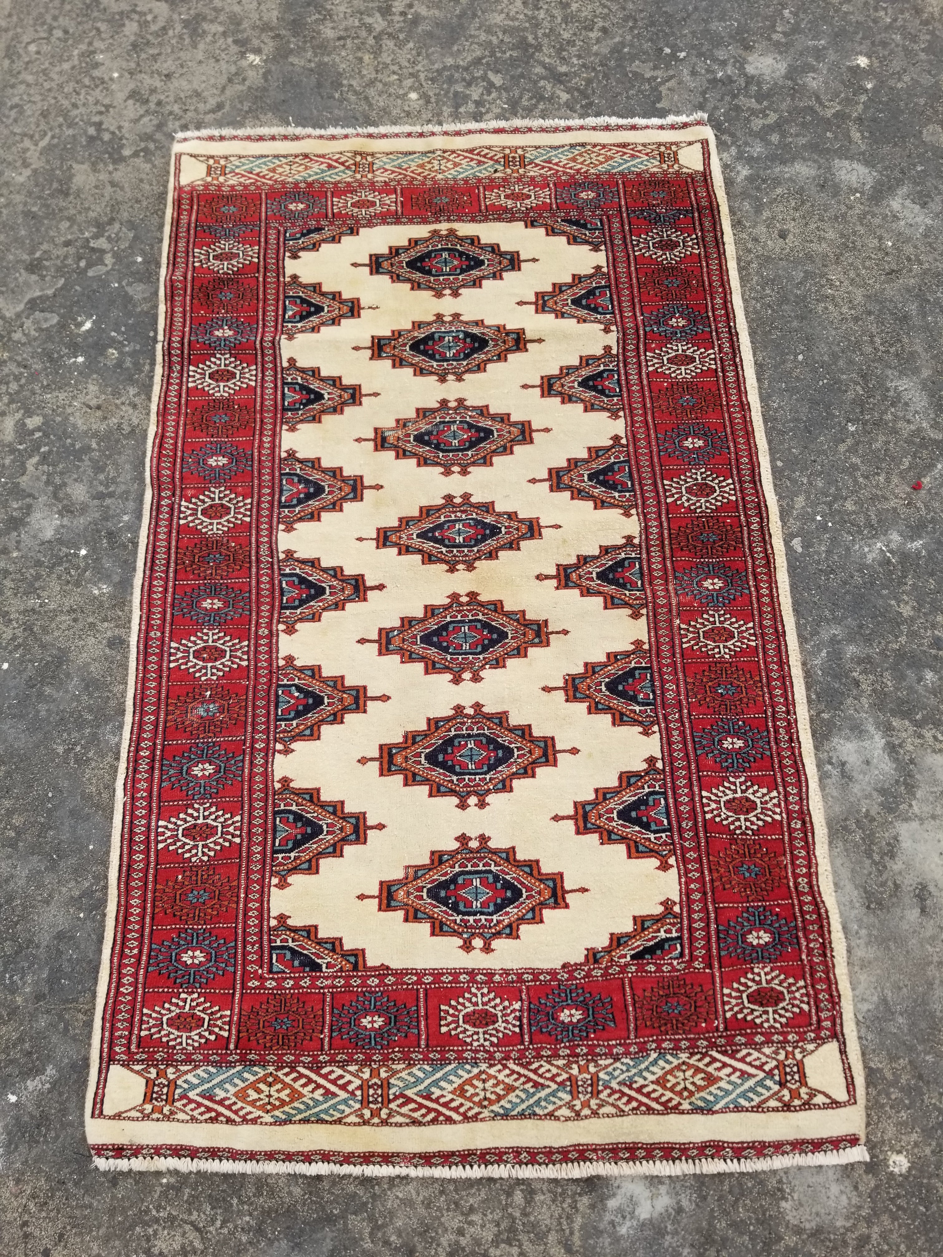 Vintage Traditional Handmade Oriental Wool Multicolor Rug 155x91cm