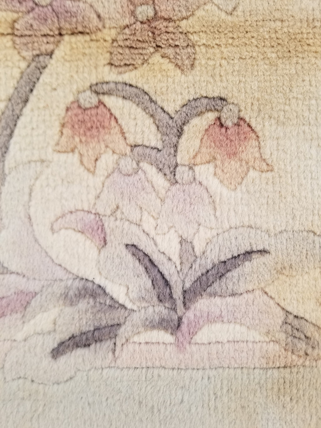 Vintage Traditional Handmade Chinese Silk Floral Beige Rug 198x137cm