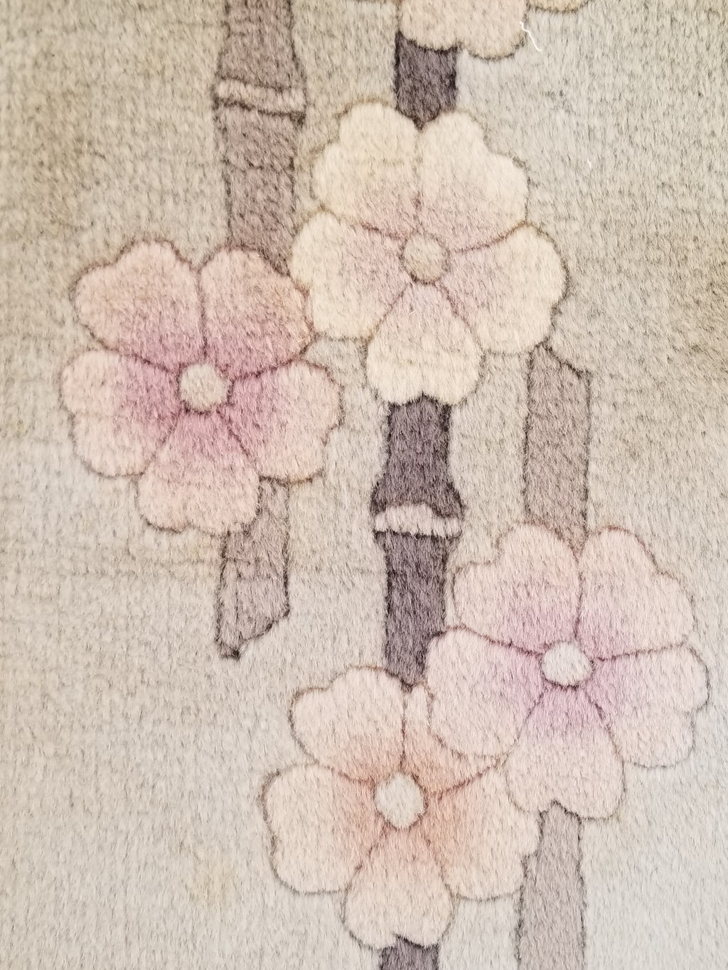Vintage Traditional Handmade Chinese Silk Floral Beige Rug 198x137cm