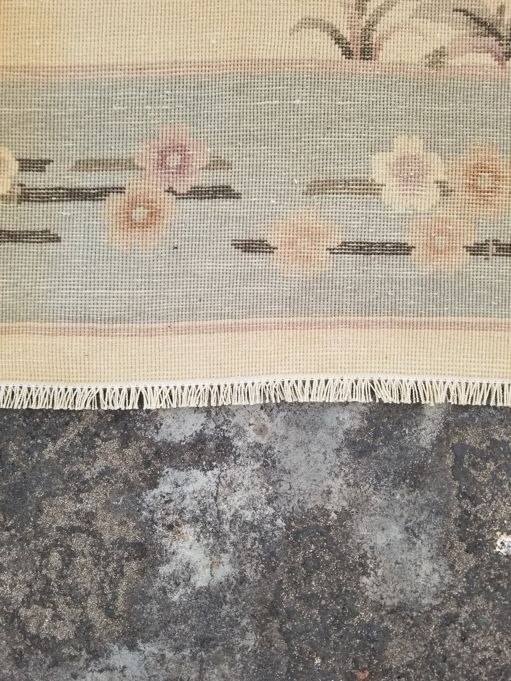 Vintage Traditional Handmade Chinese Silk Floral Beige Rug 198x137cm