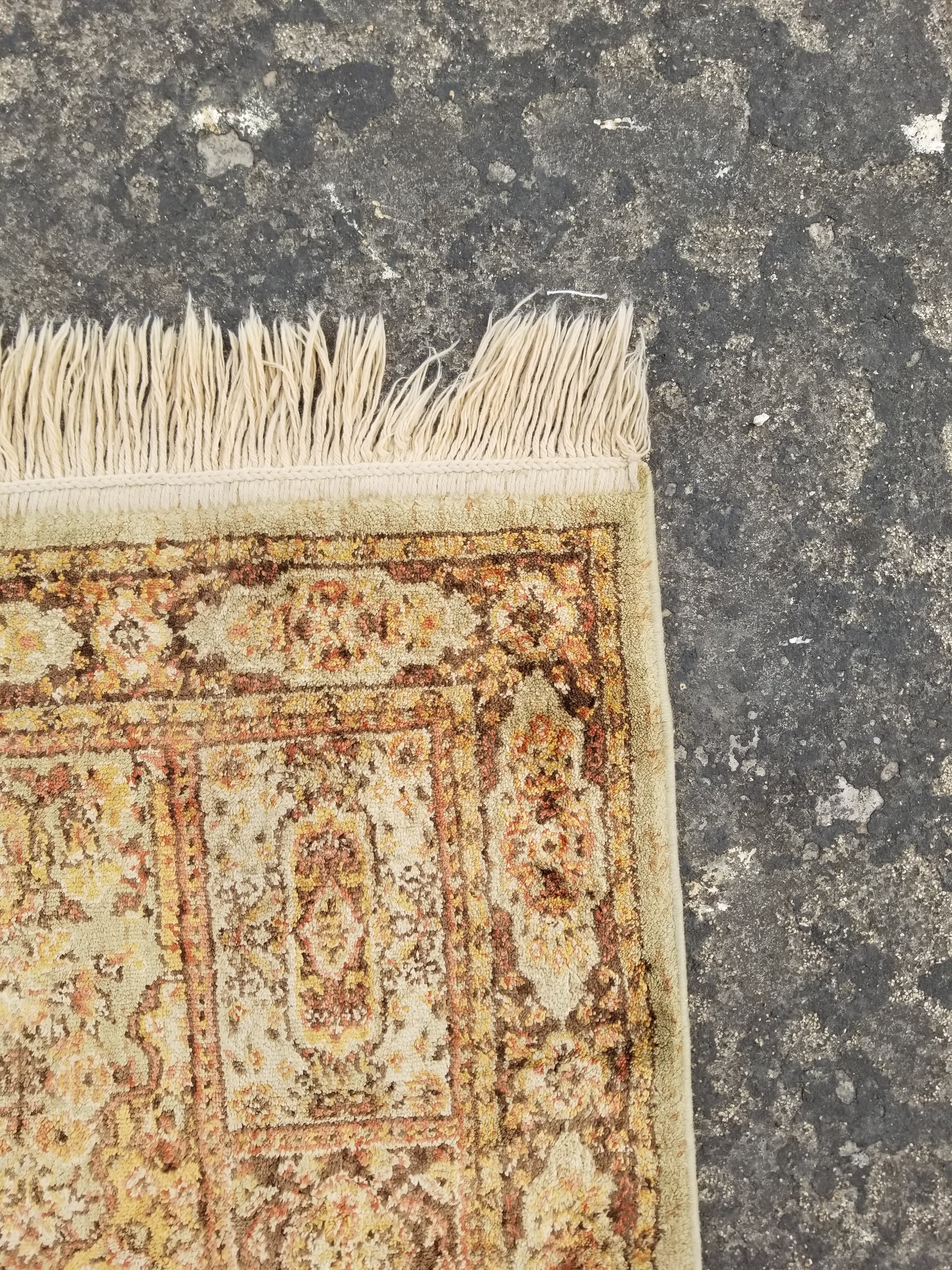 Vintage Traditional Machine Made Oriental Wool Multicolor Rug 137x97cm