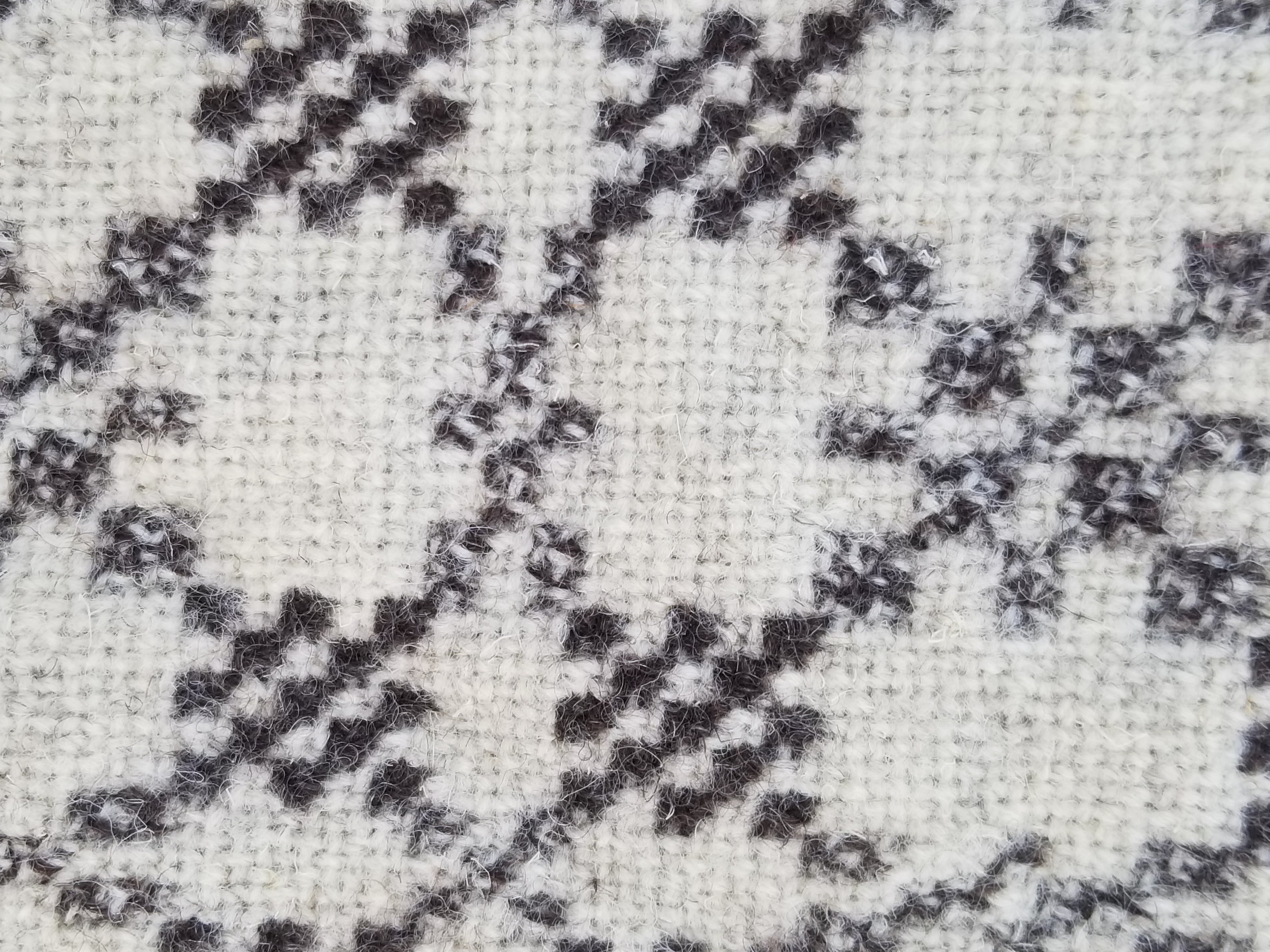Vintage Traditional Handmade Reversible Welsh Wool Tapestry Blanket 230x156cm