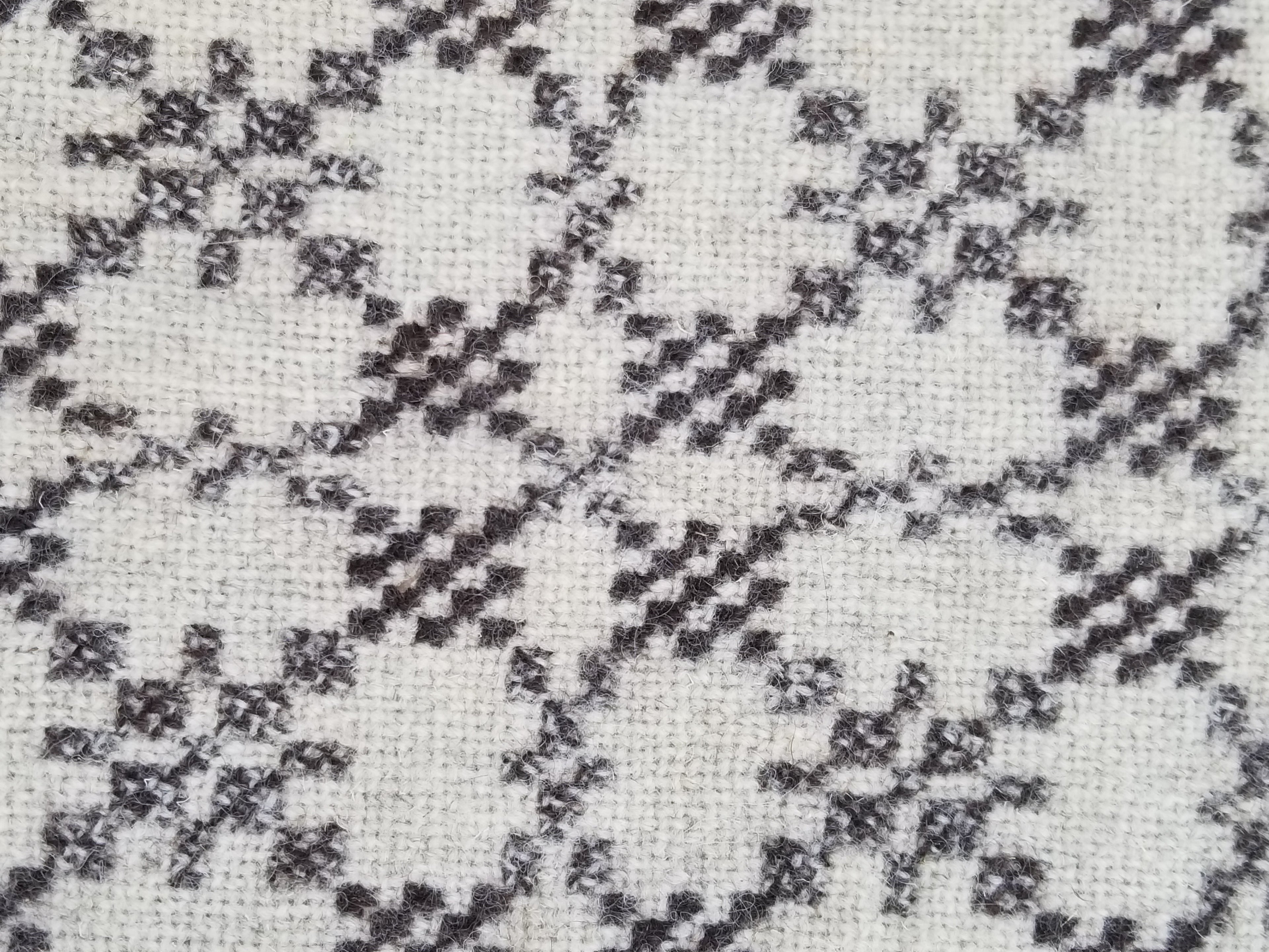 Vintage Traditional Handmade Reversible Welsh Wool Tapestry Blanket 230x156cm