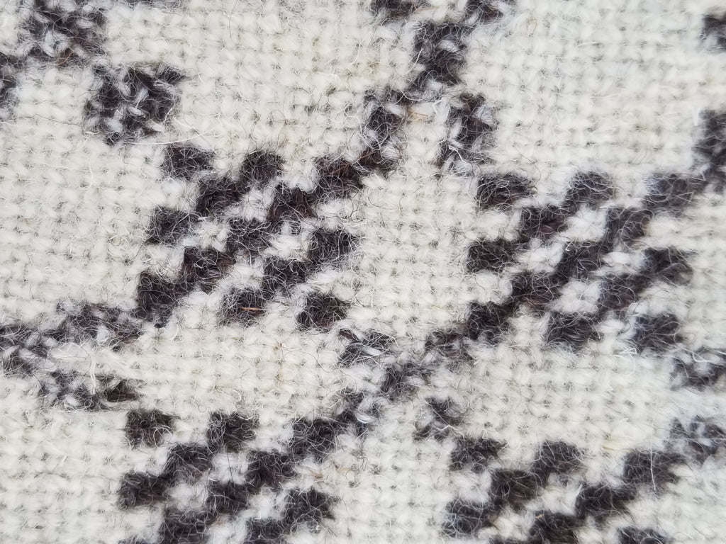 Vintage Traditional Handmade Reversible Welsh Wool Tapestry Blanket 230x156cm