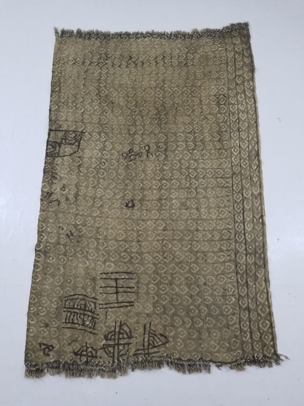 Vintage Traditional Handwoven African Hand Painted Textile 124x82cm