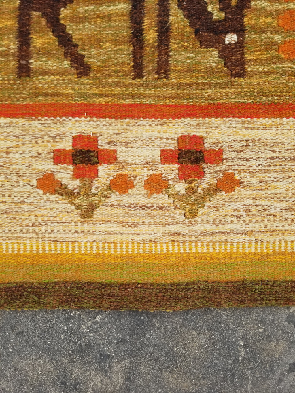 Vintage Mid Century Handwoven Scandinavian Wool Wall Hanging Tapestry 93x73cm