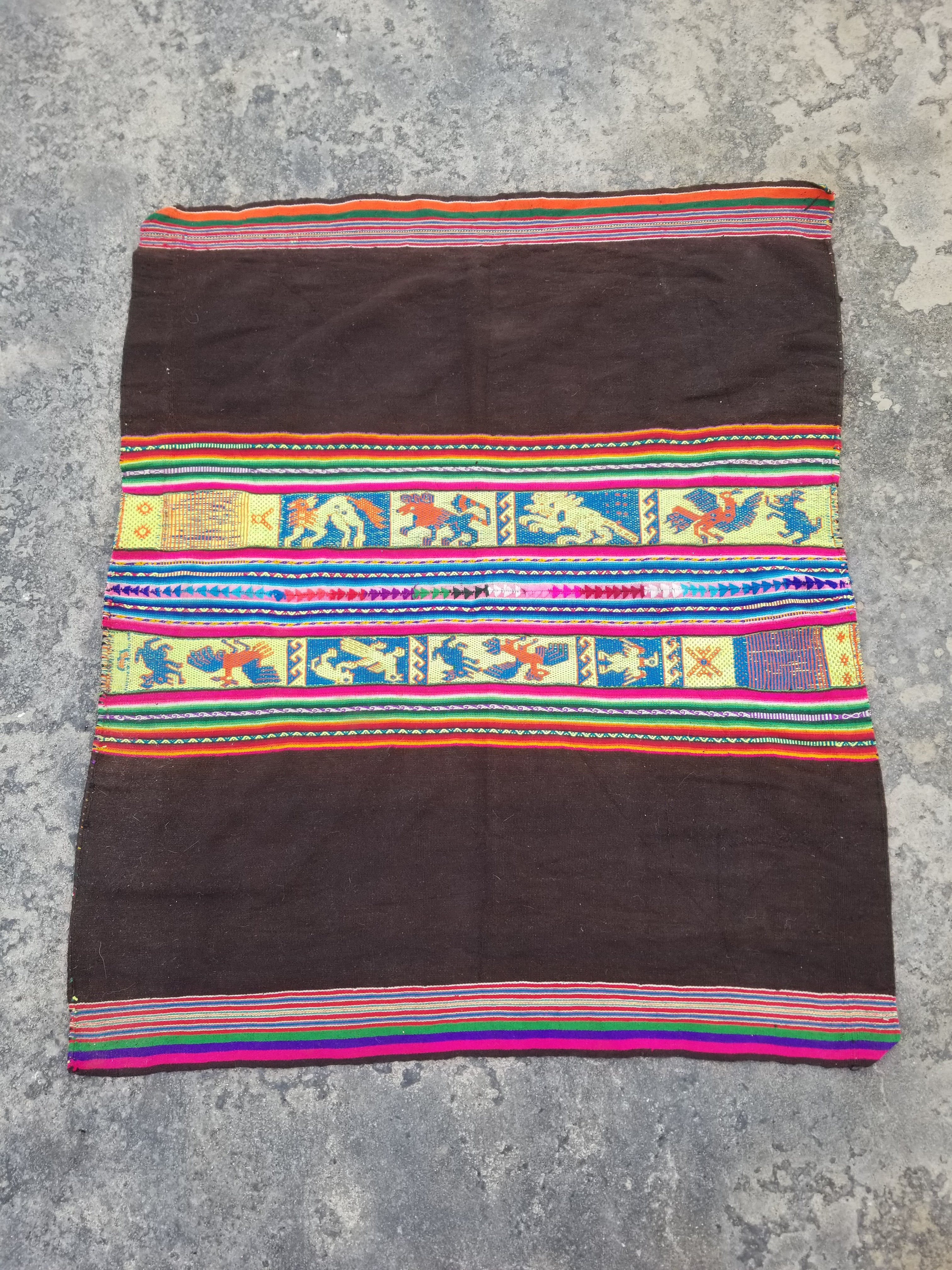 Vintage Handmade Peruvian Wool Multicolor Aguayo Kilim Textile 101x86cm